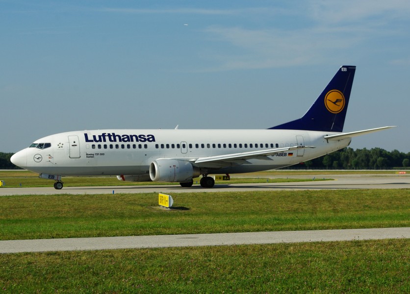 Lufthansa B737-300 D-ABEB