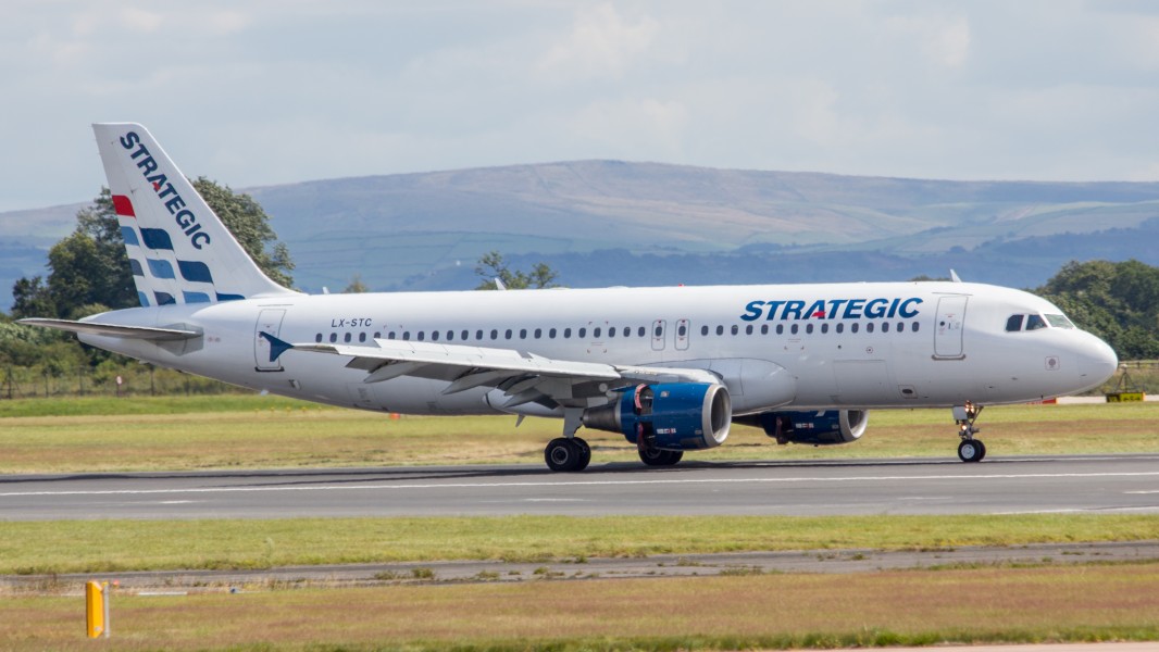 LX-STC Strategic Airlines A320 (9594051134)