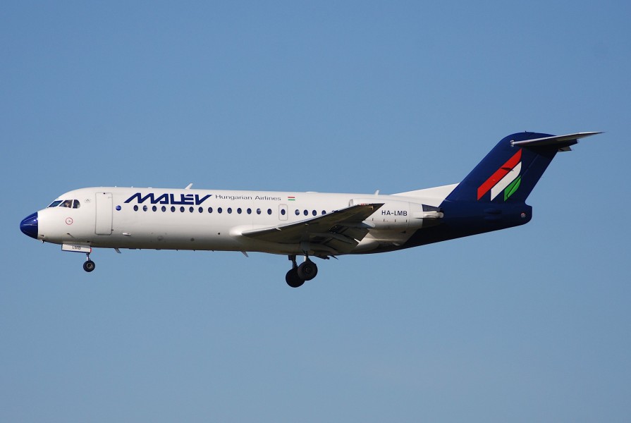 MALEV Hungarian Airlines Fokker 70; HA-LMB@ZRH;07.04.2007 458ex (4285787975)