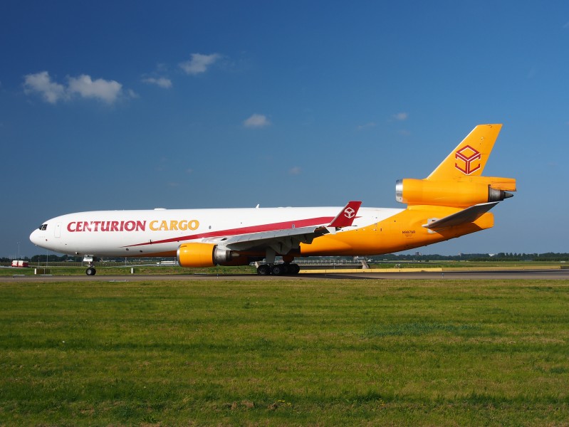 N987AR Centurion Air Cargo McDonnell Douglas MD-11F - cn 48427 taxiing 18july 2013 pic-009