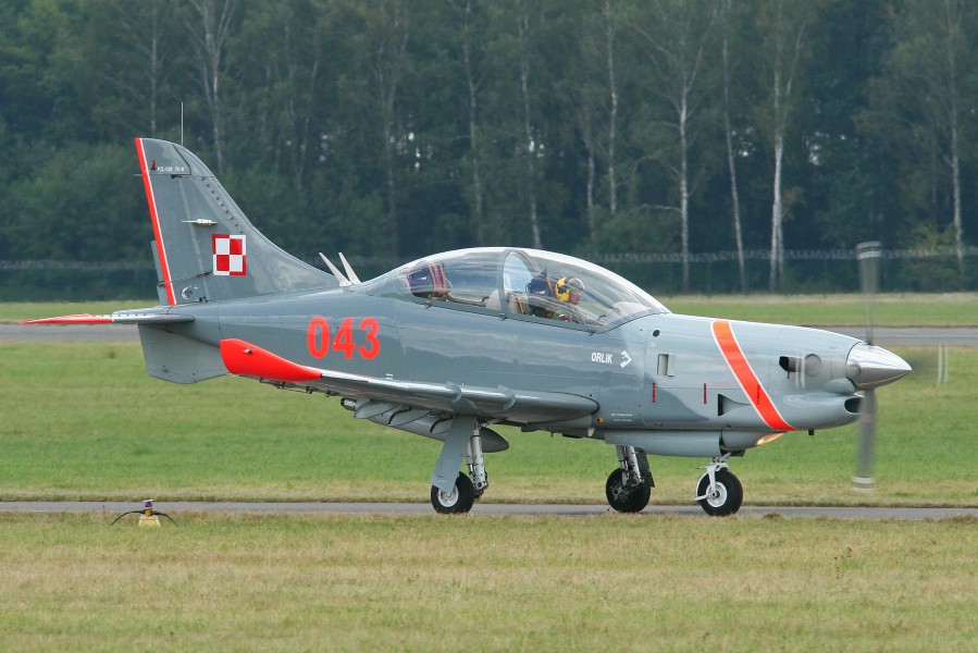 PZL-130 TC-2 Orlik 043 (11985756046)