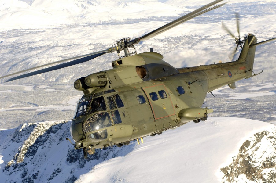 RAF Puma Helicopter MOD 45146942