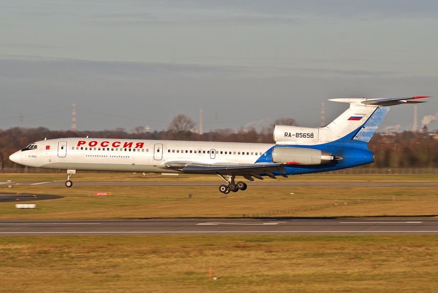 Rossiya Tupolev 154M, RA-85658@DUS,13.01.2008-492cx - Flickr - Aero Icarus