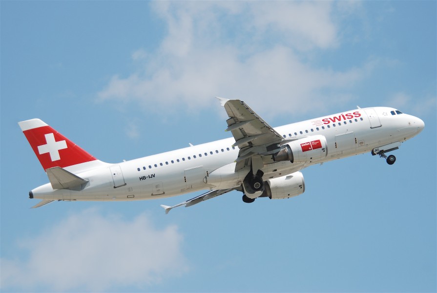 Swiss Airbus A320-214; HB-IJV@ZRH;02.07.2011 602al (5897008285)