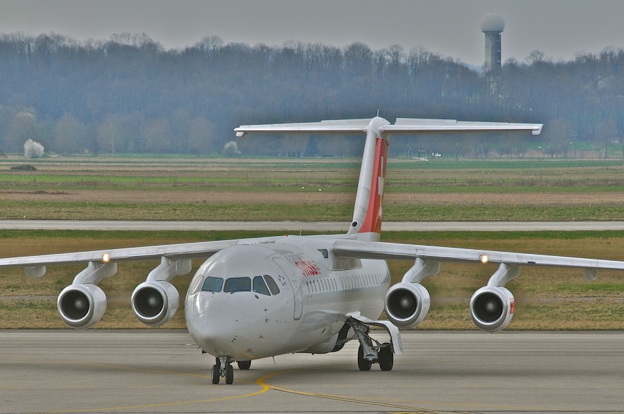 Swiss Avro RJ 100, HB-IXR@BSL,17.03.2007-454aq - Flickr - Aero Icarus