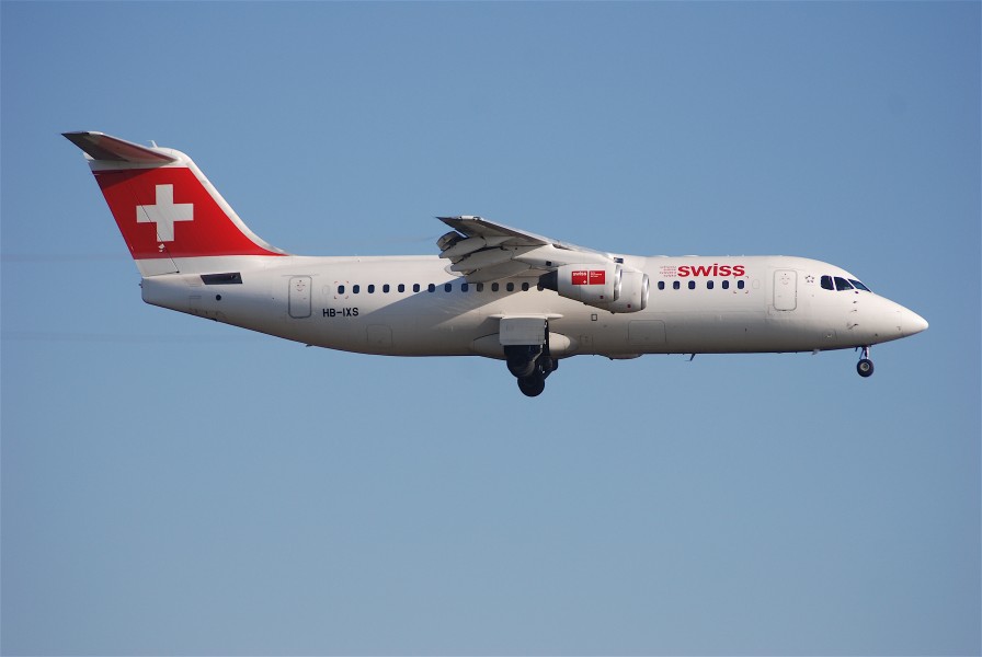 Swiss Avro RJ 100; HB-IXS@ZRH;30.01.2007 450ar (4284643441)