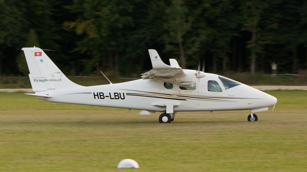 Tecnam P2006T HB-LBU Hahnweide 2011