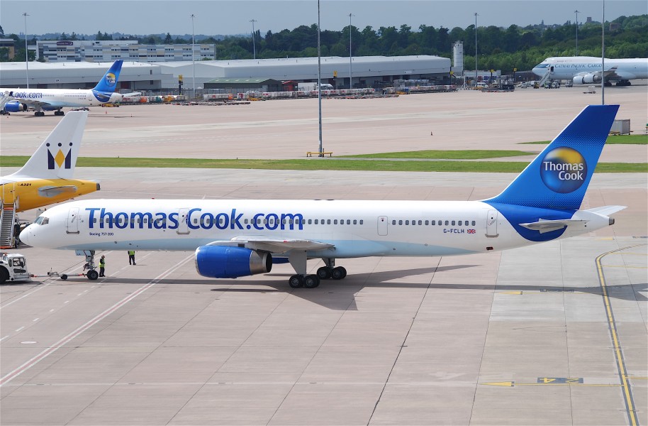 Thomas Cook Airlines Boeing 757-28A; G-FCLH@MAN;14.05.2011 596fp (5732418435)