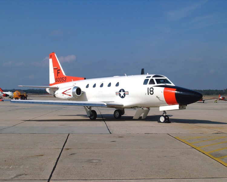 US Navy 020509-N-0000N-001 T-39 Sabreliner 