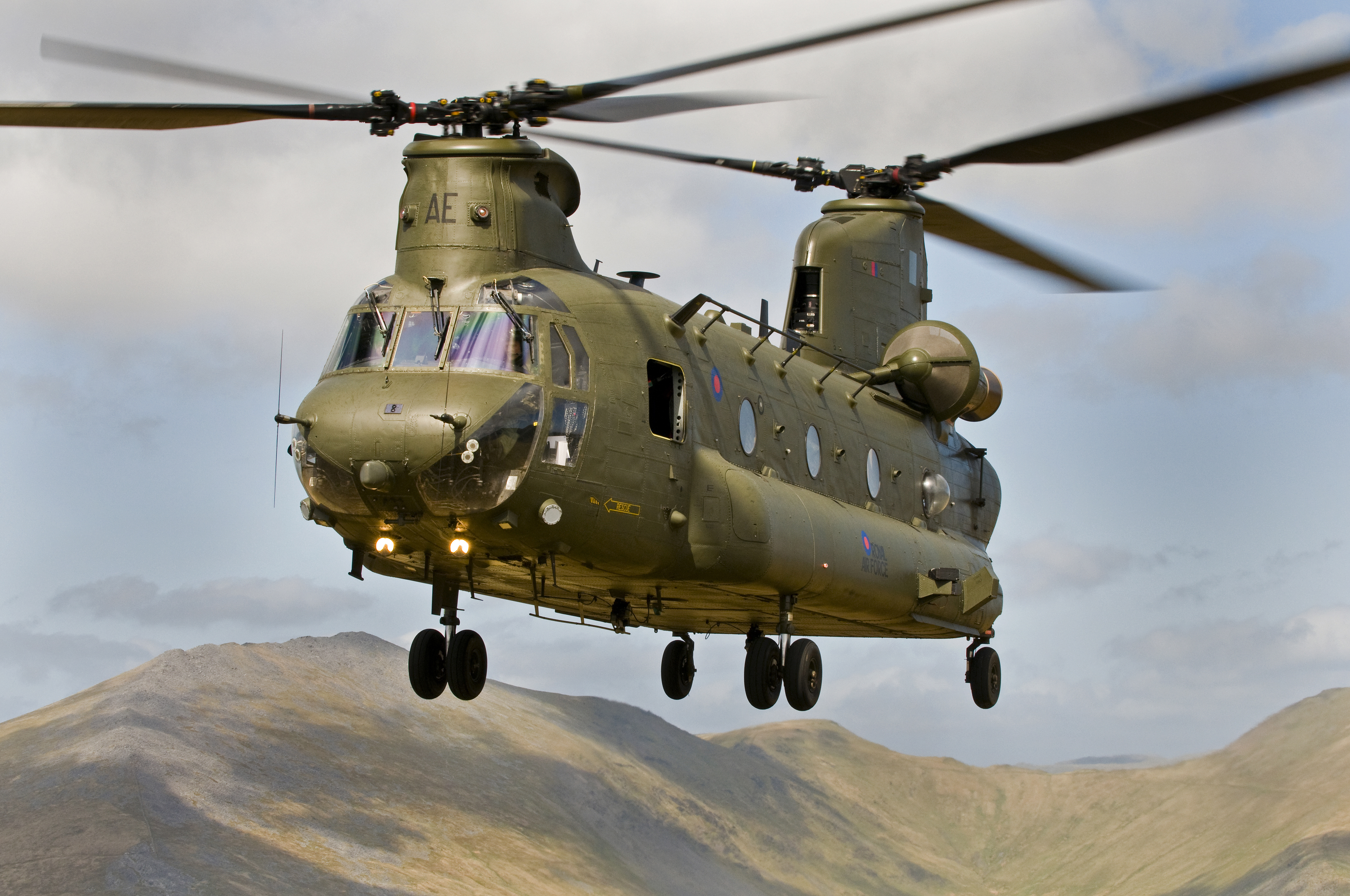 RAF Chinook Helicopter Over Wales MOD 45151080
