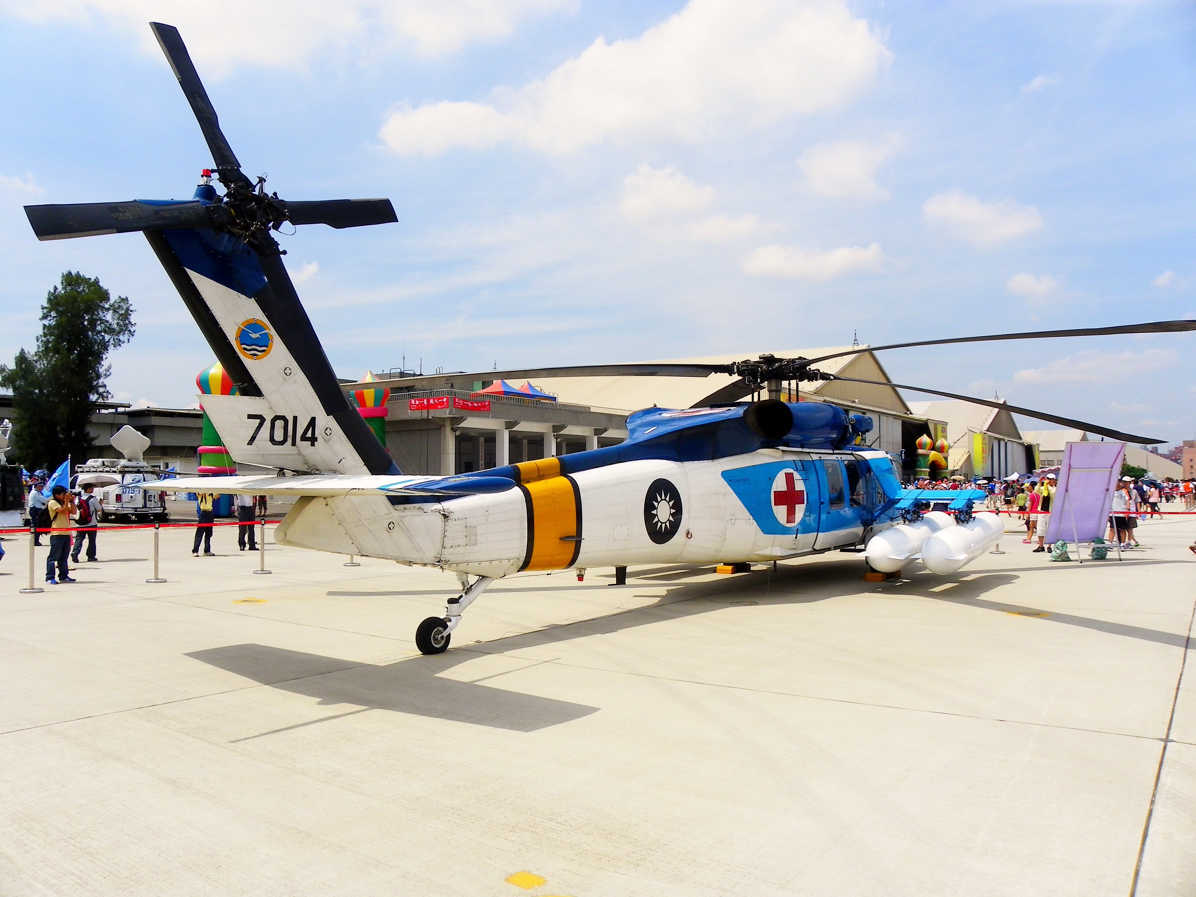 ROCAF S-70C Rear View in Songshan Air Force Base 20110813