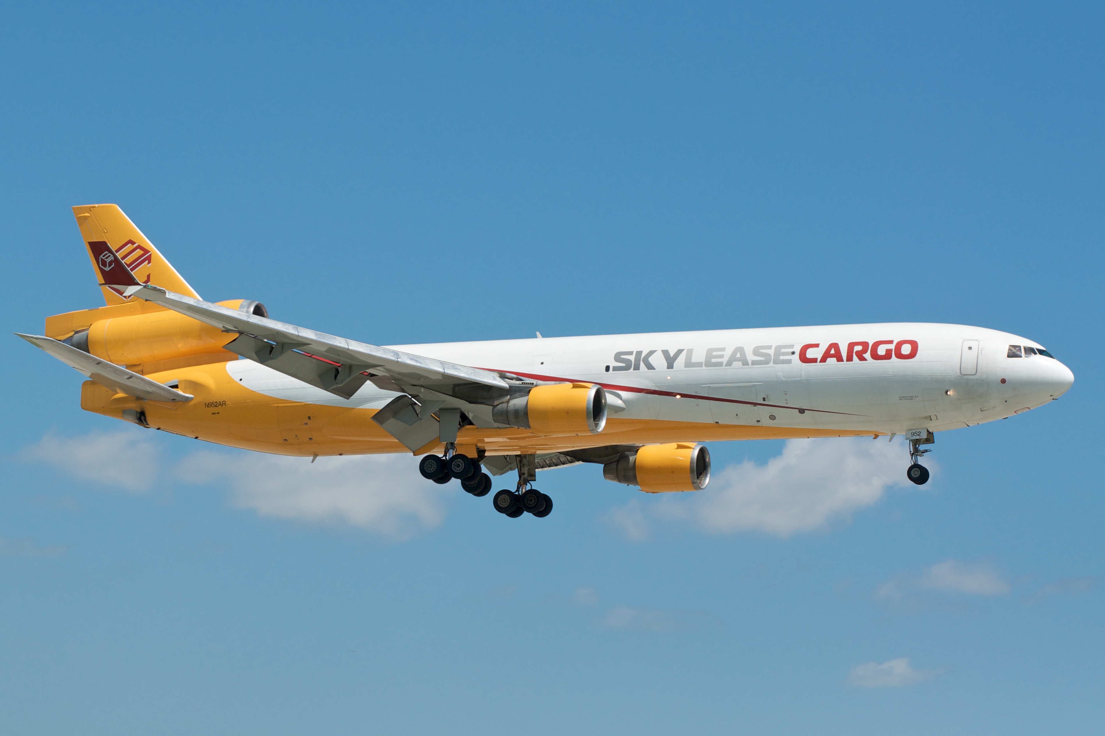 Skylease Cargo MD-11