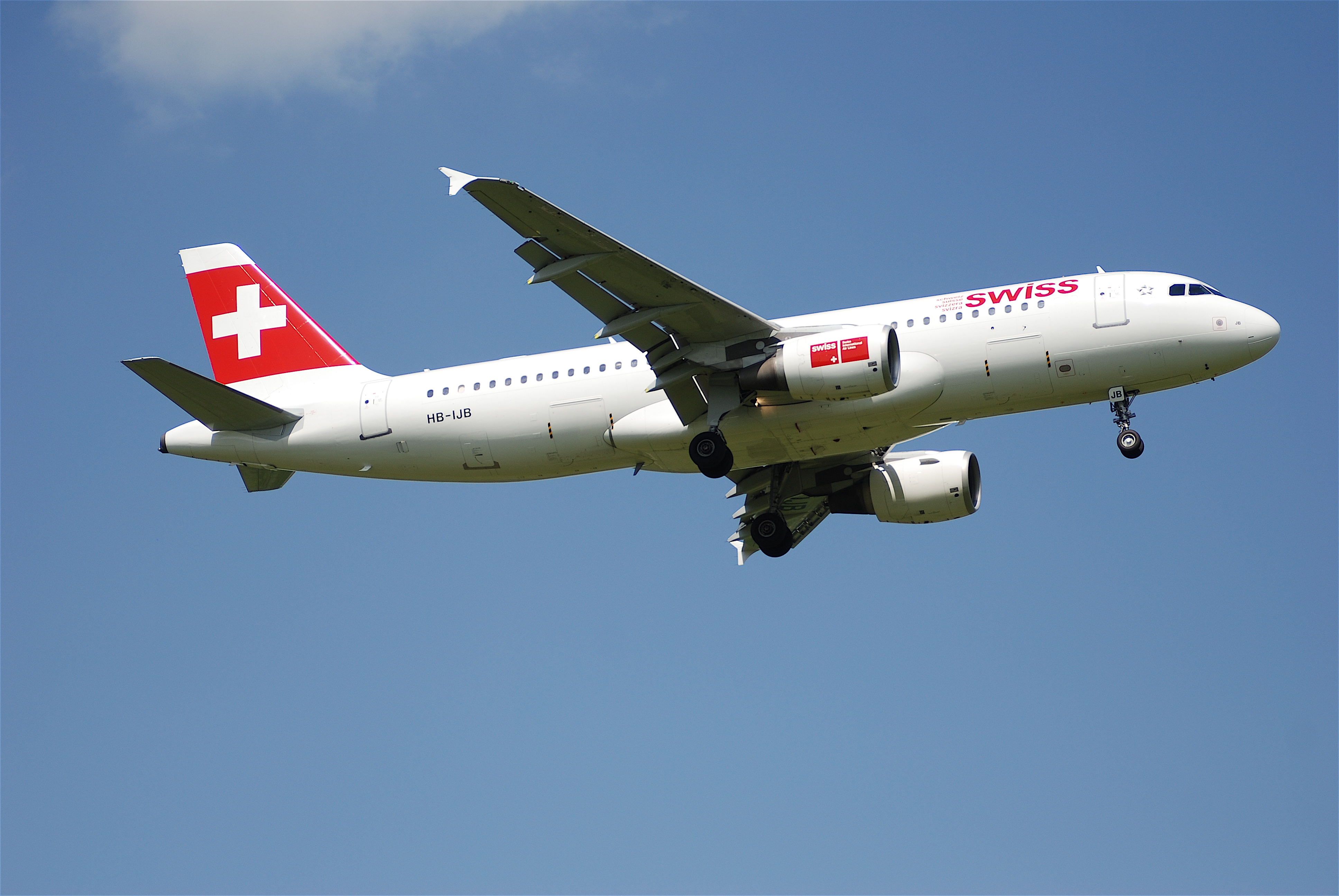Swiss Airbus A320; HB-IJB@ZRH;22.05.2007 469cy (4290983893)