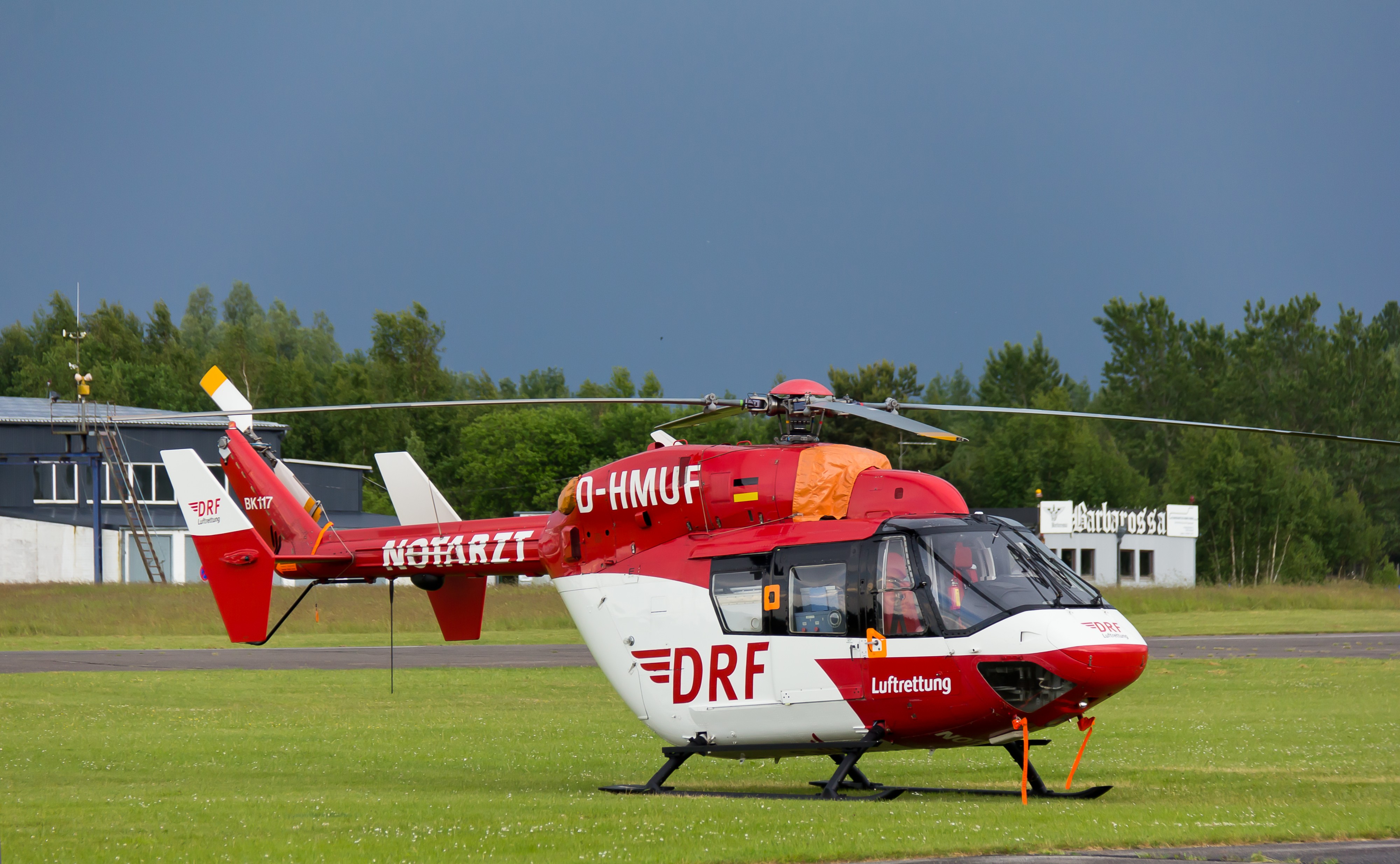 Air ambulance DRF - D-HMUF - Airport Rendsburg-Schachtholm-3467