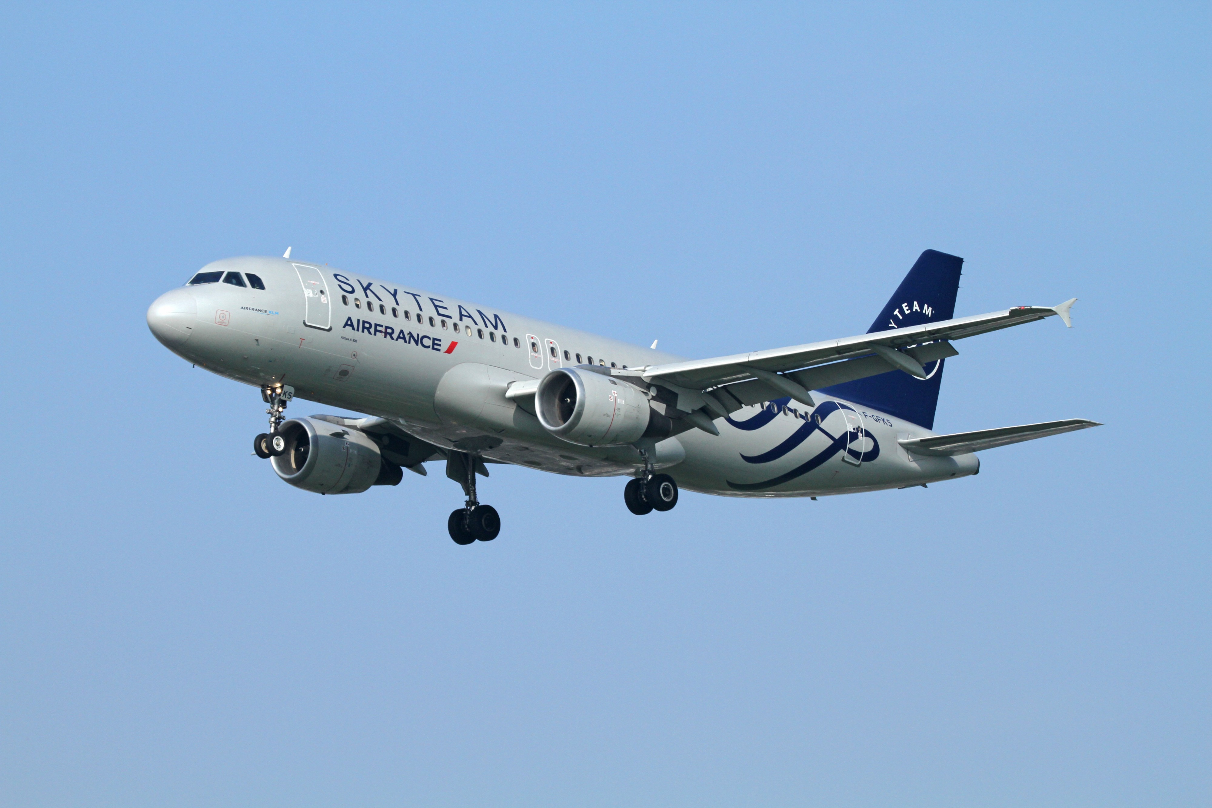 Airbus A320-211 F-GFKS Air France (6885783006)