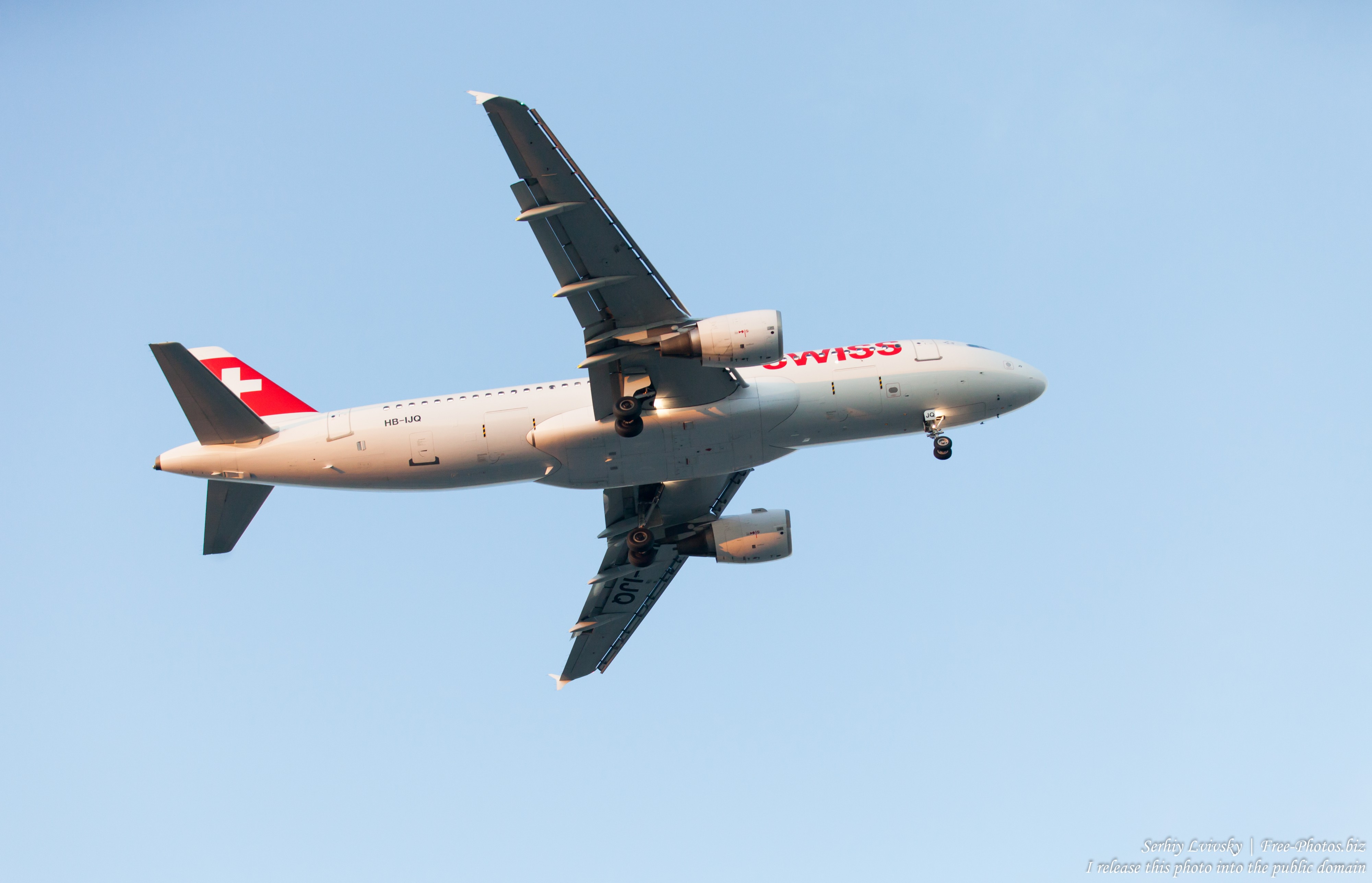 a Swiss Air Lines airplane near Zurich airport in December 2015 photographed by Serhiy Lvivsky, picture 2