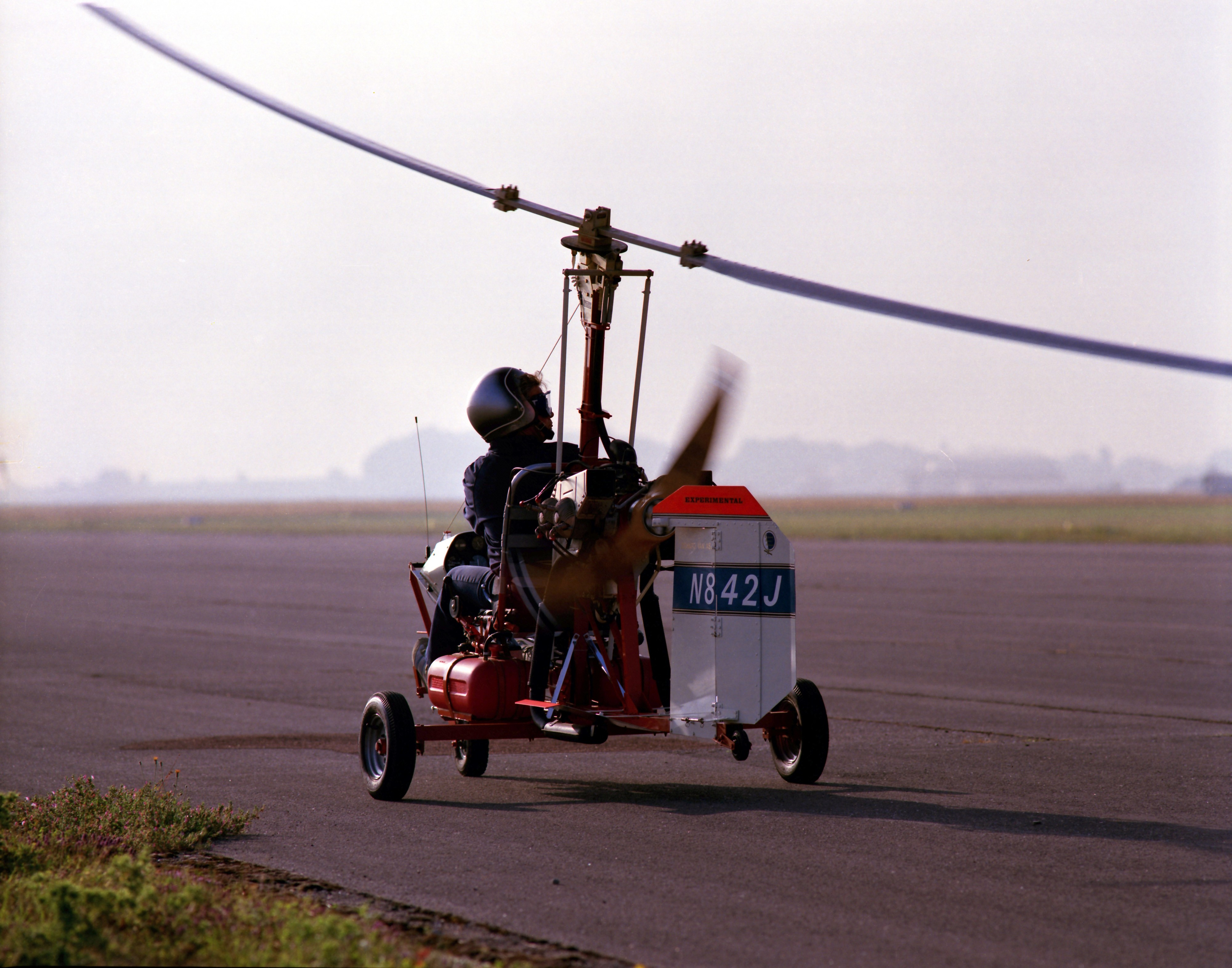 Bensen B-8MRR N842J (1)