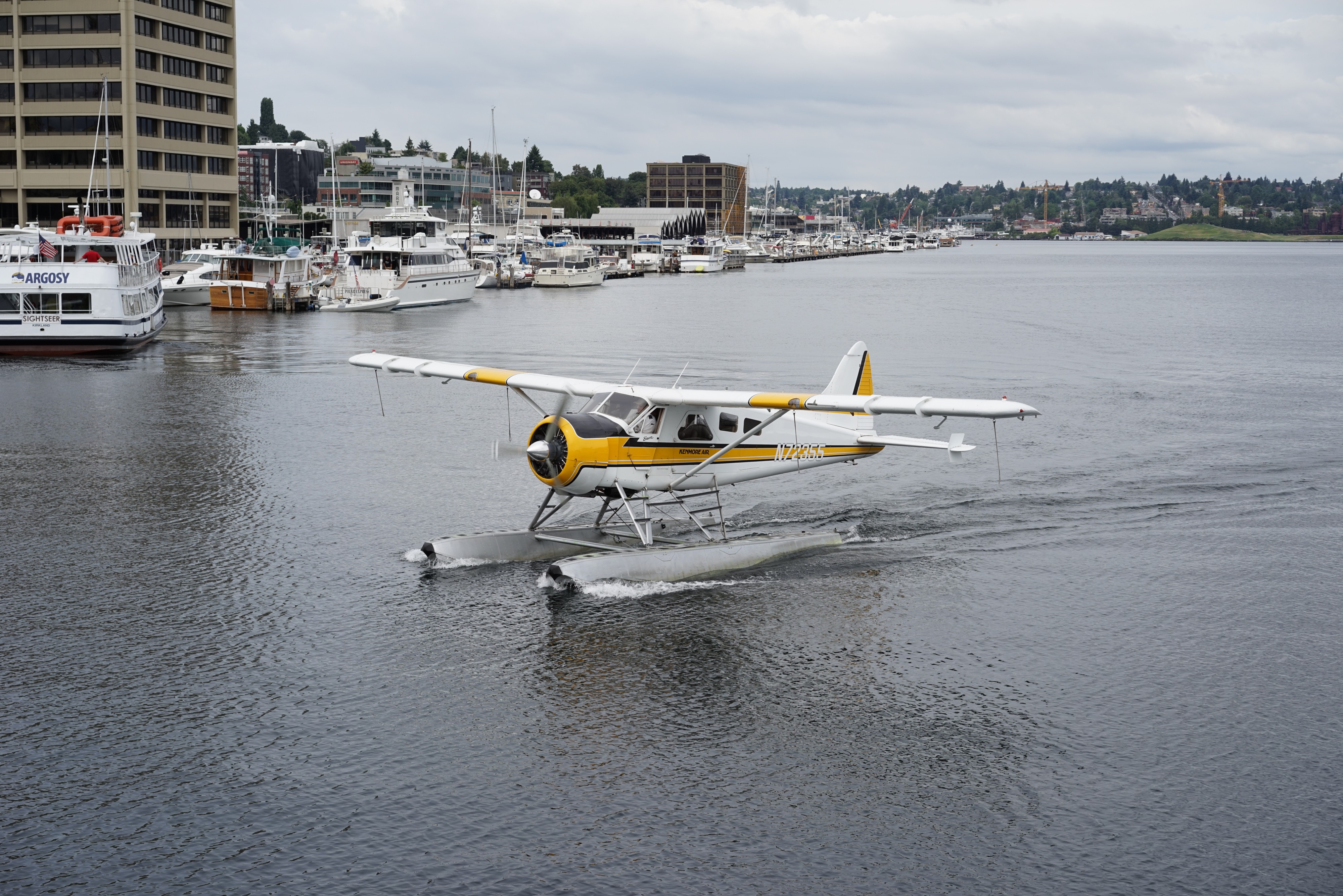 De Havilland Canada DHC-2 Beaver N72355 Kenmore 2