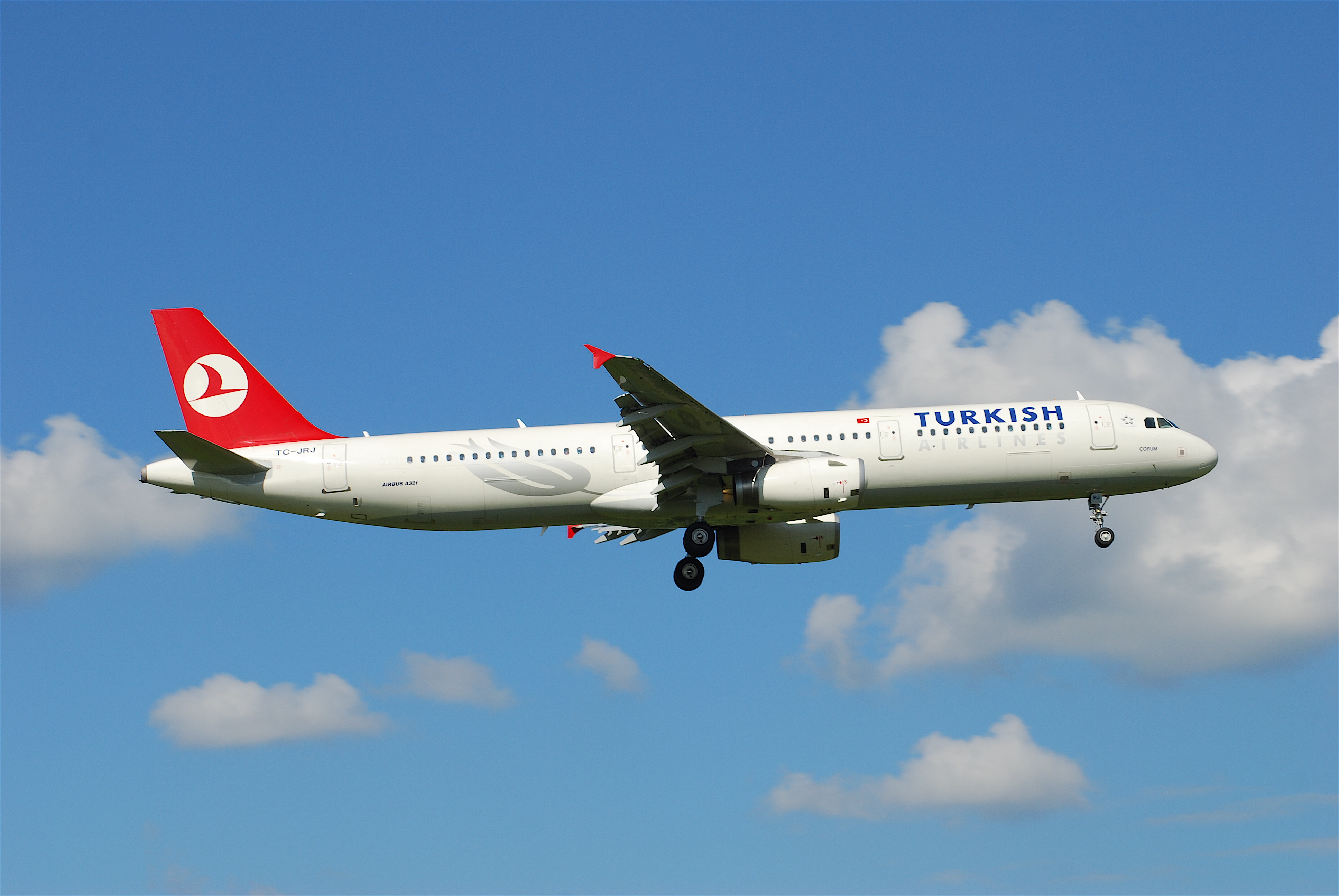 Turkish Airlines Airbus A321-231, TC-JRJ@ZRH,09.08.2008-525bg - Flickr - Aero Icarus