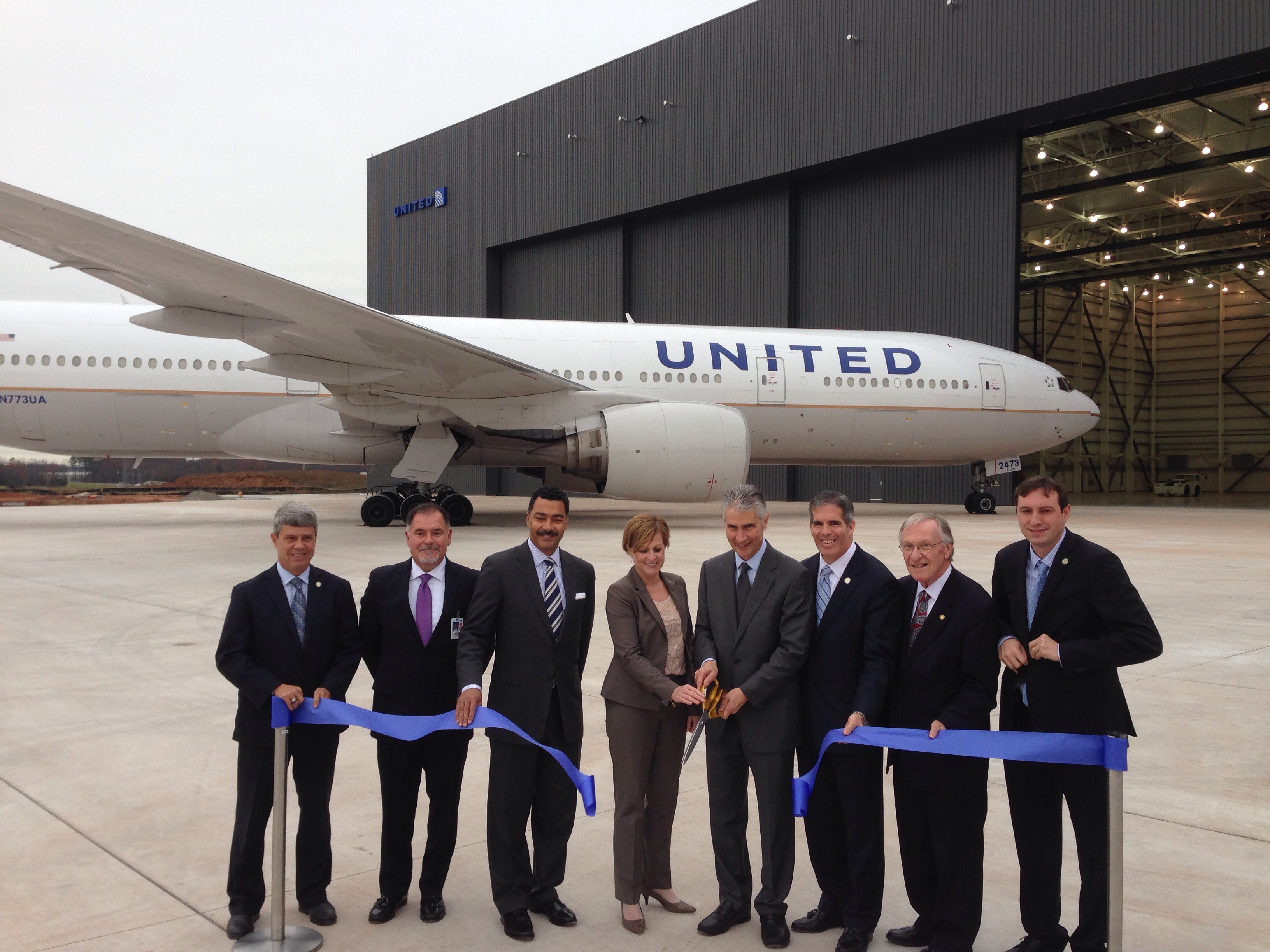 United Widebody Hangar ribbon cutting (10982820994)
