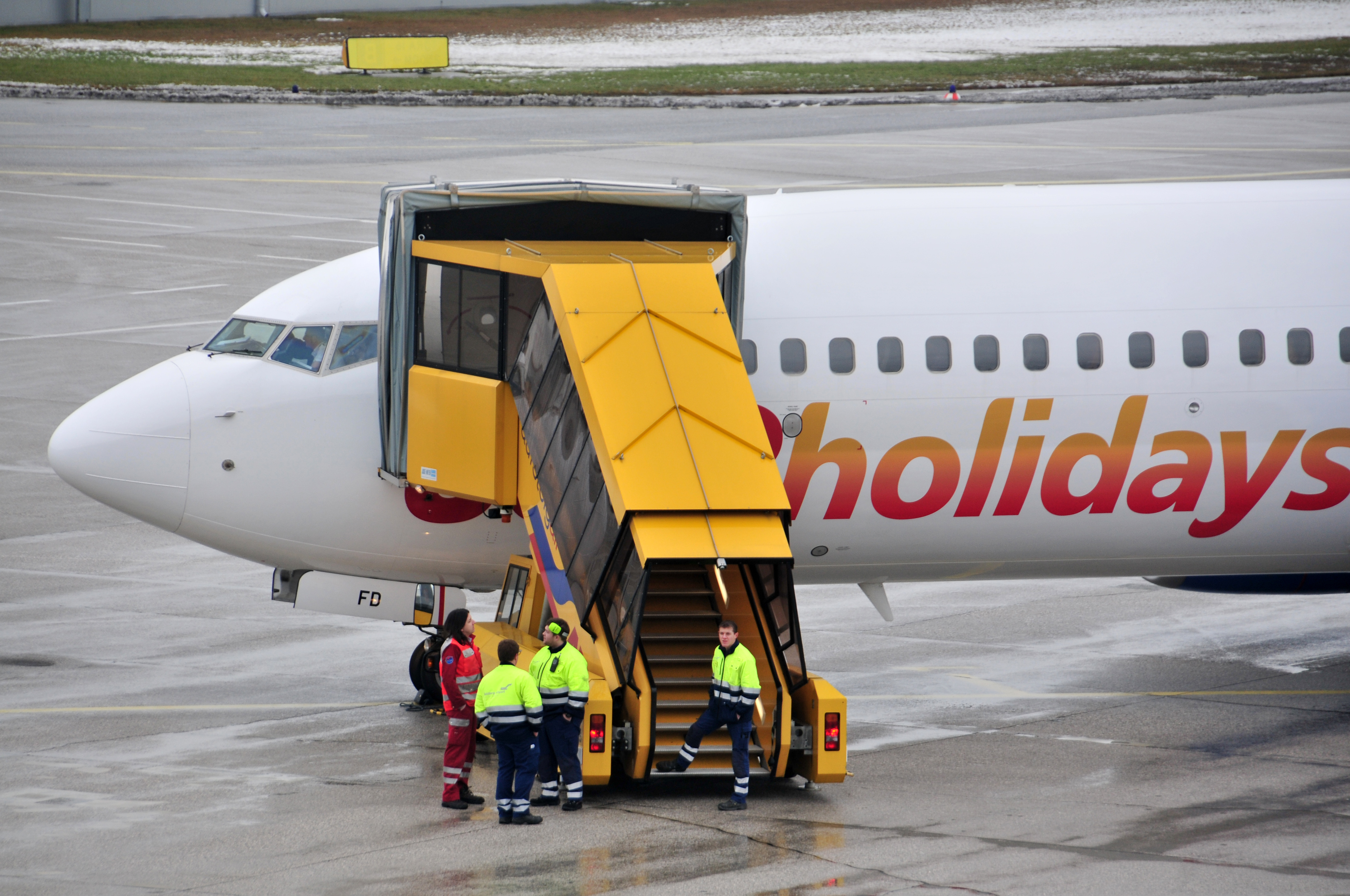 11-12-23-flughafen-salzburg-by-RalfR-11