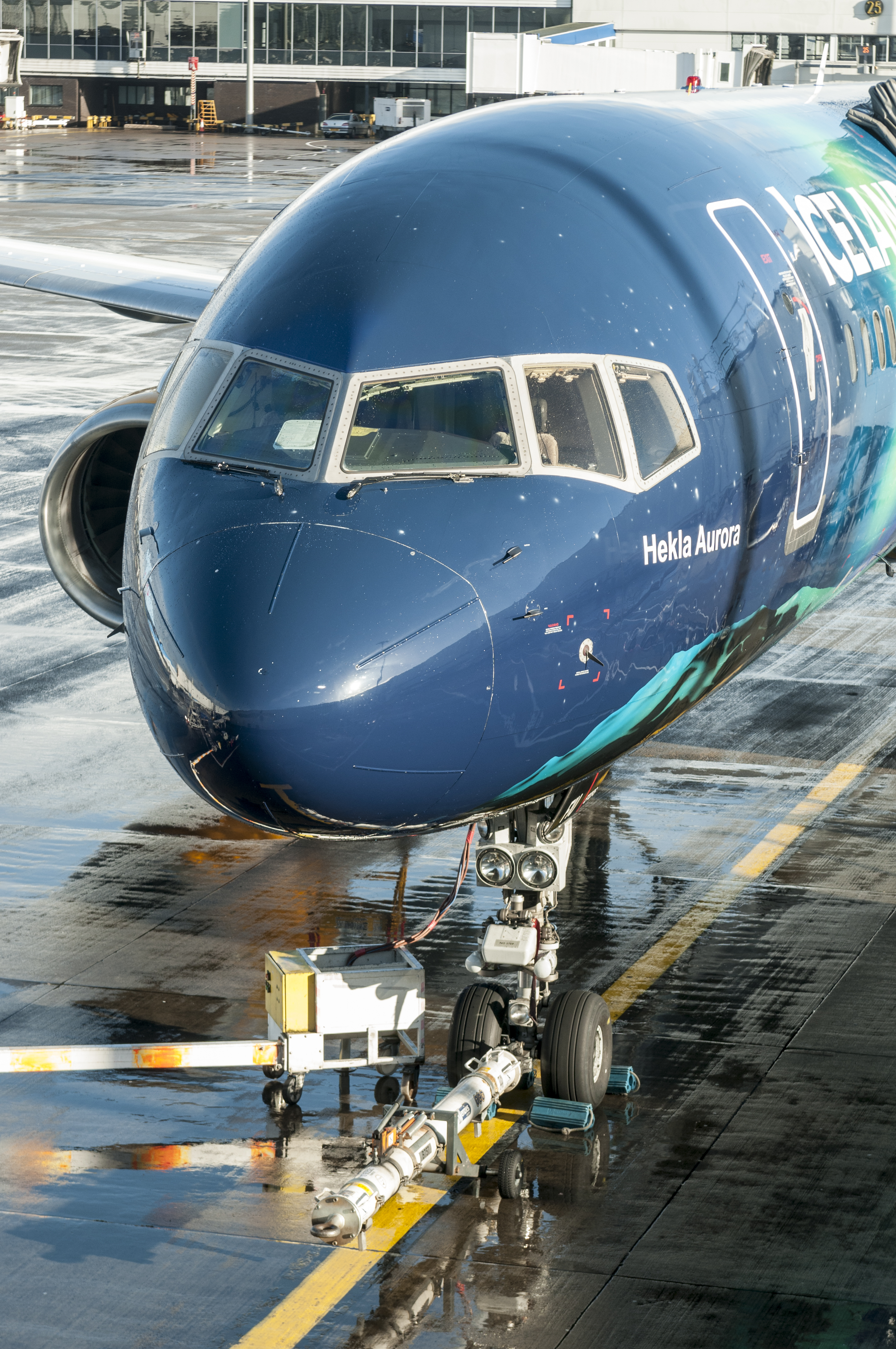 16-11-16-Glasgow International Airport-Flugzeugaufnahme-RR2 7326