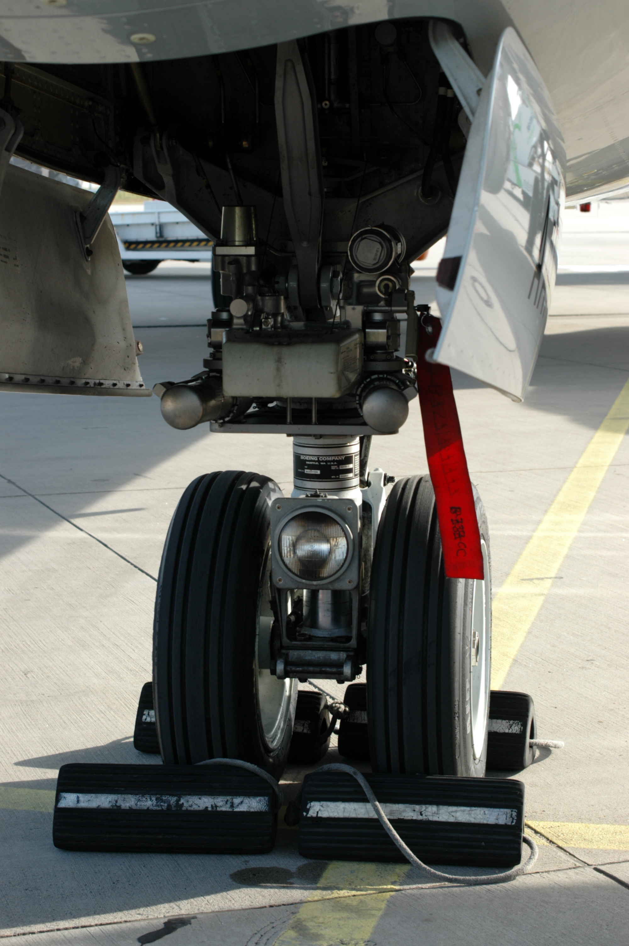 2011-05-18-flughafen-erfurt-by-RalfR-27