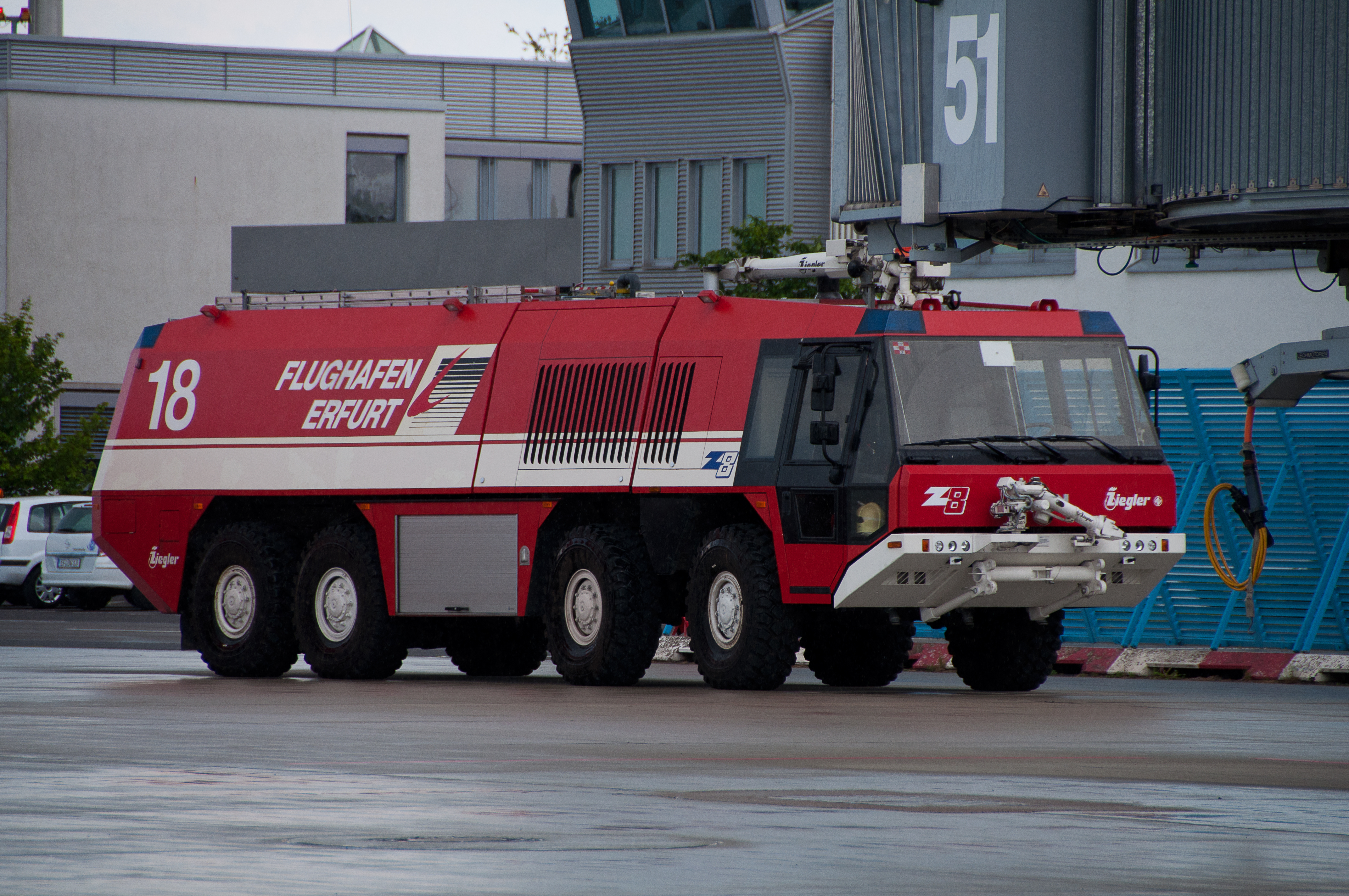 2011-ß5-19-flughafen-erfurt-by-RalfR-22