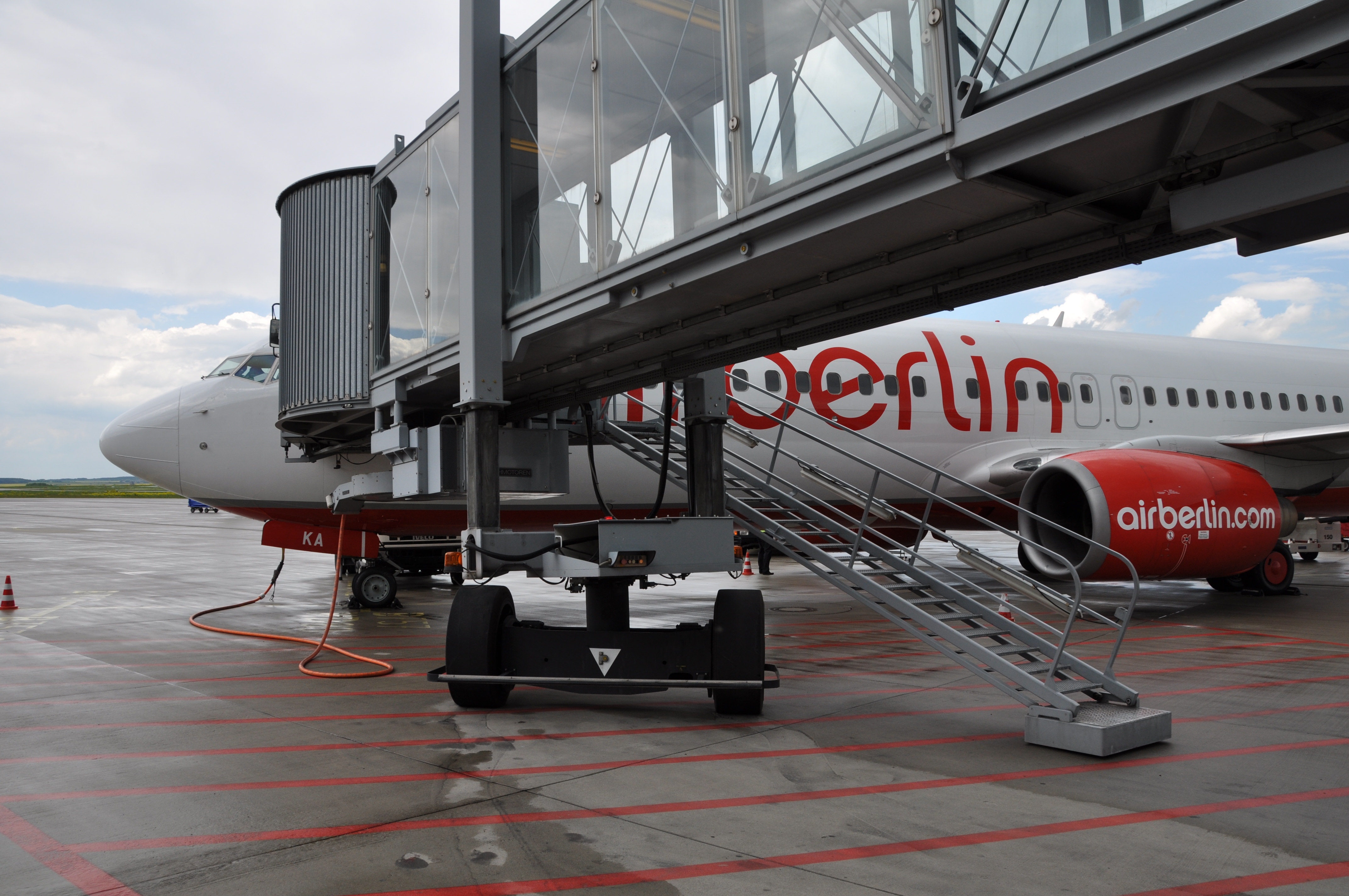 2011-ß5-19-flughafen-erfurt-by-RalfR-54