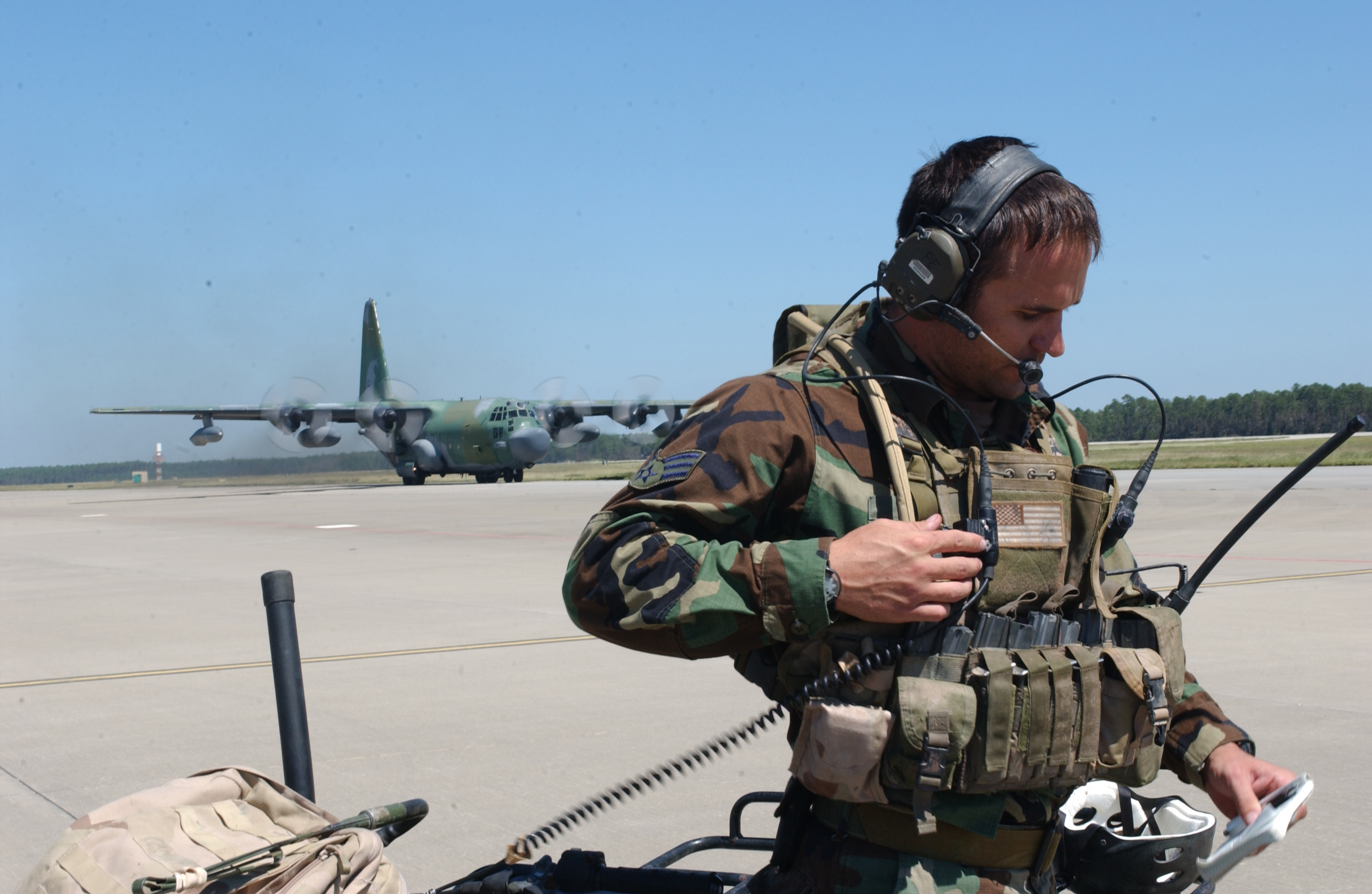 AF Combat Controller provides air traffic control to Hurlburt Field
