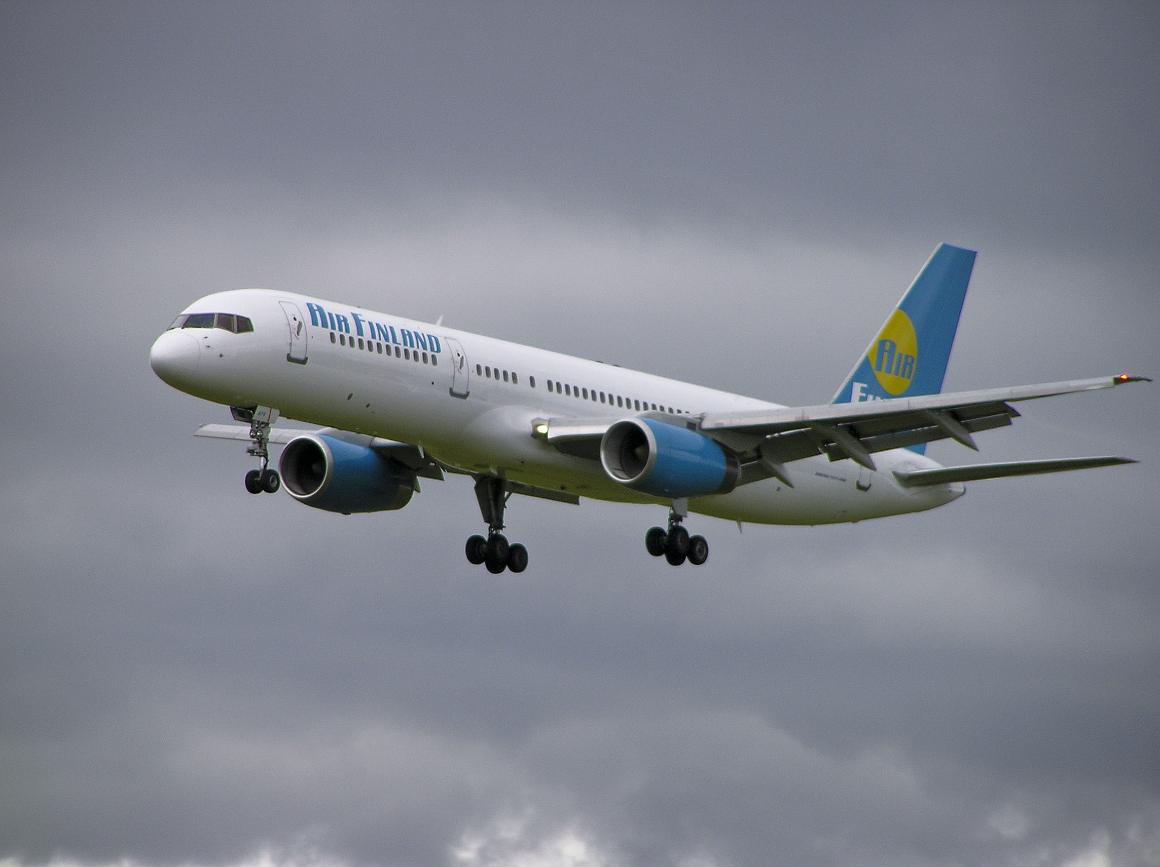 Air Finland Boeing 757-28A OH-AFI Dublin Airport