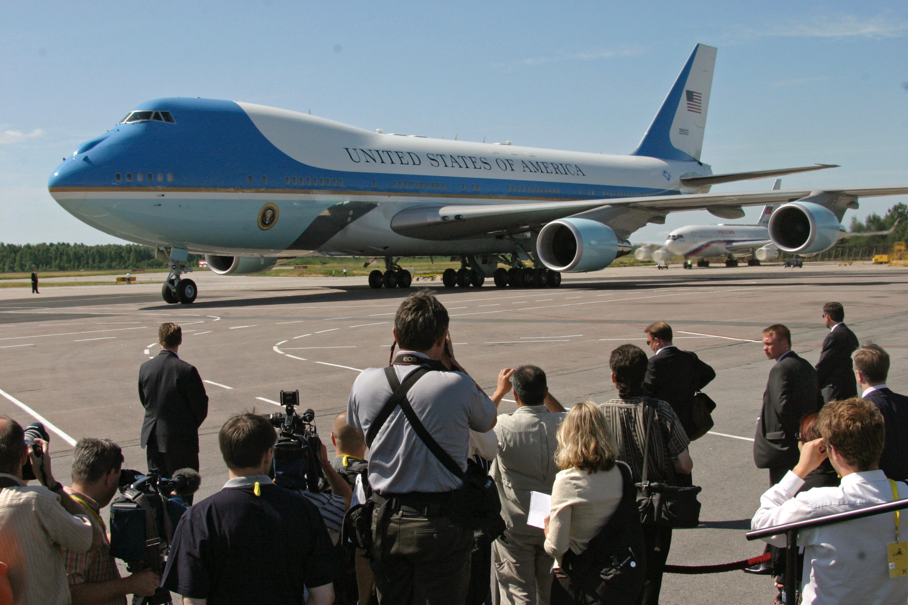 Air Force One in Saint Petersburg-1