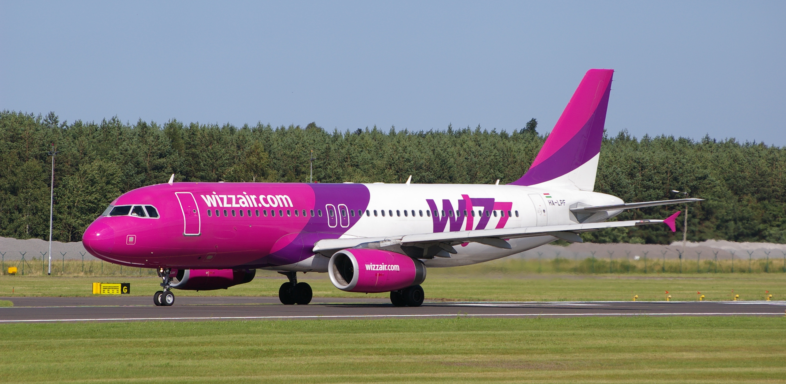 Airbus 320-200 Wizz Air 4