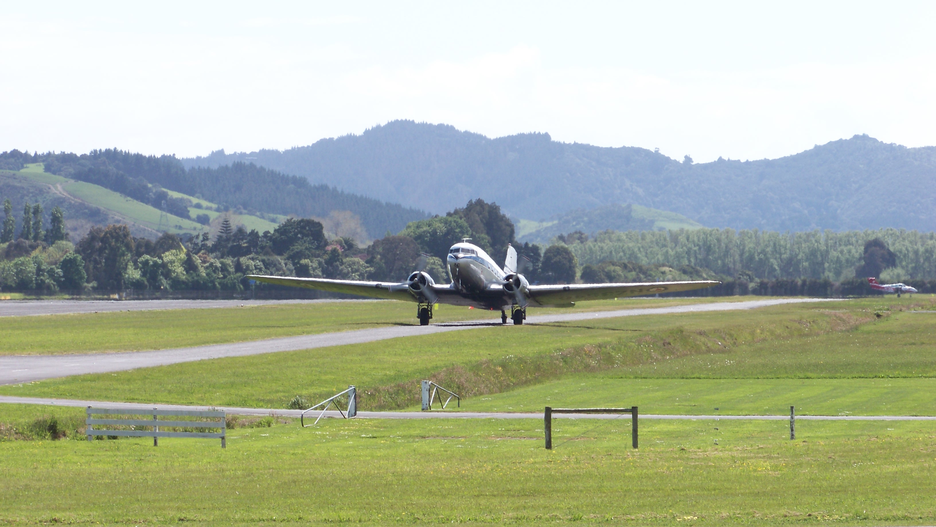 Ardmore-DC3-2011