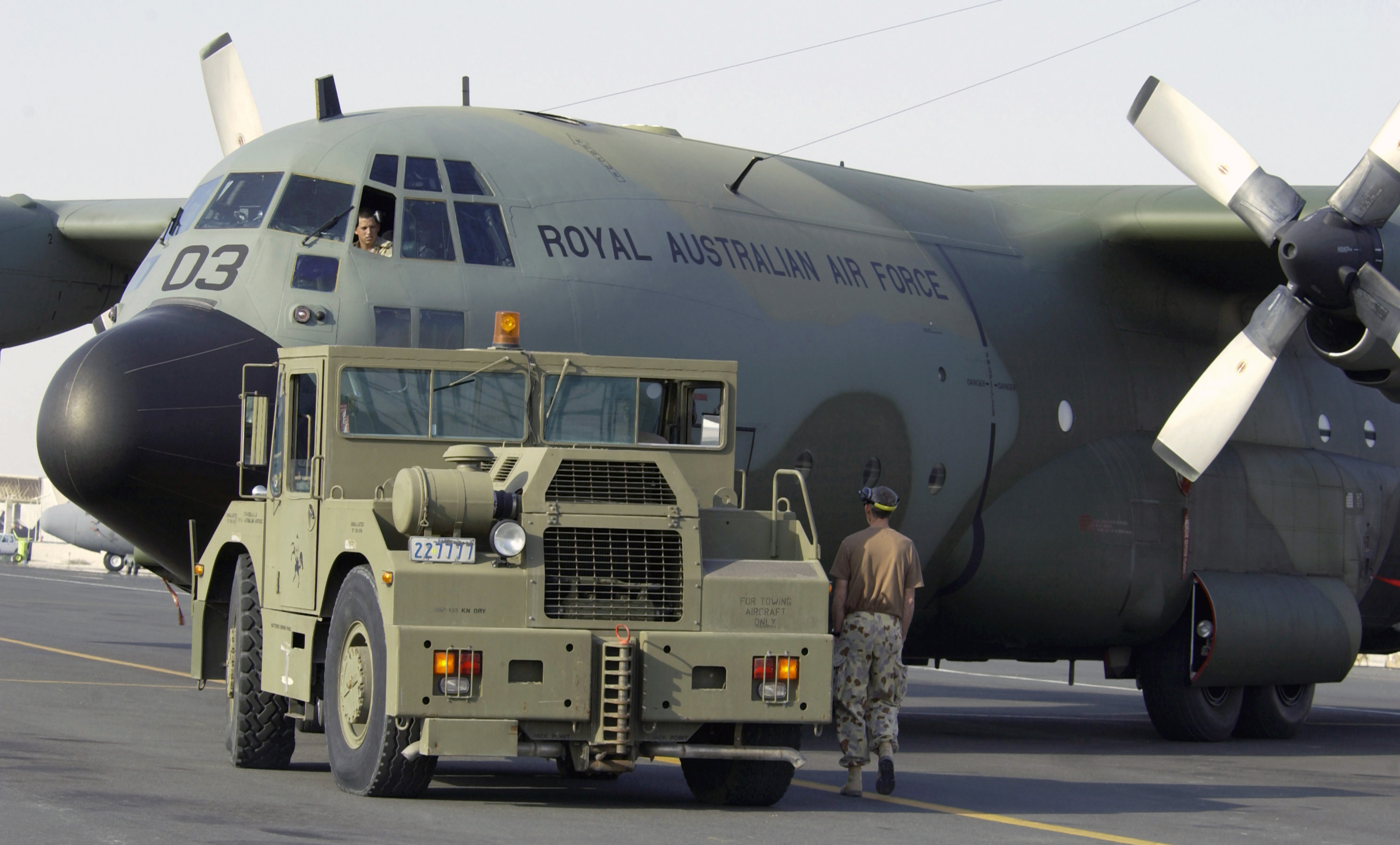 Aust C130 (DF-SD-06-02850)