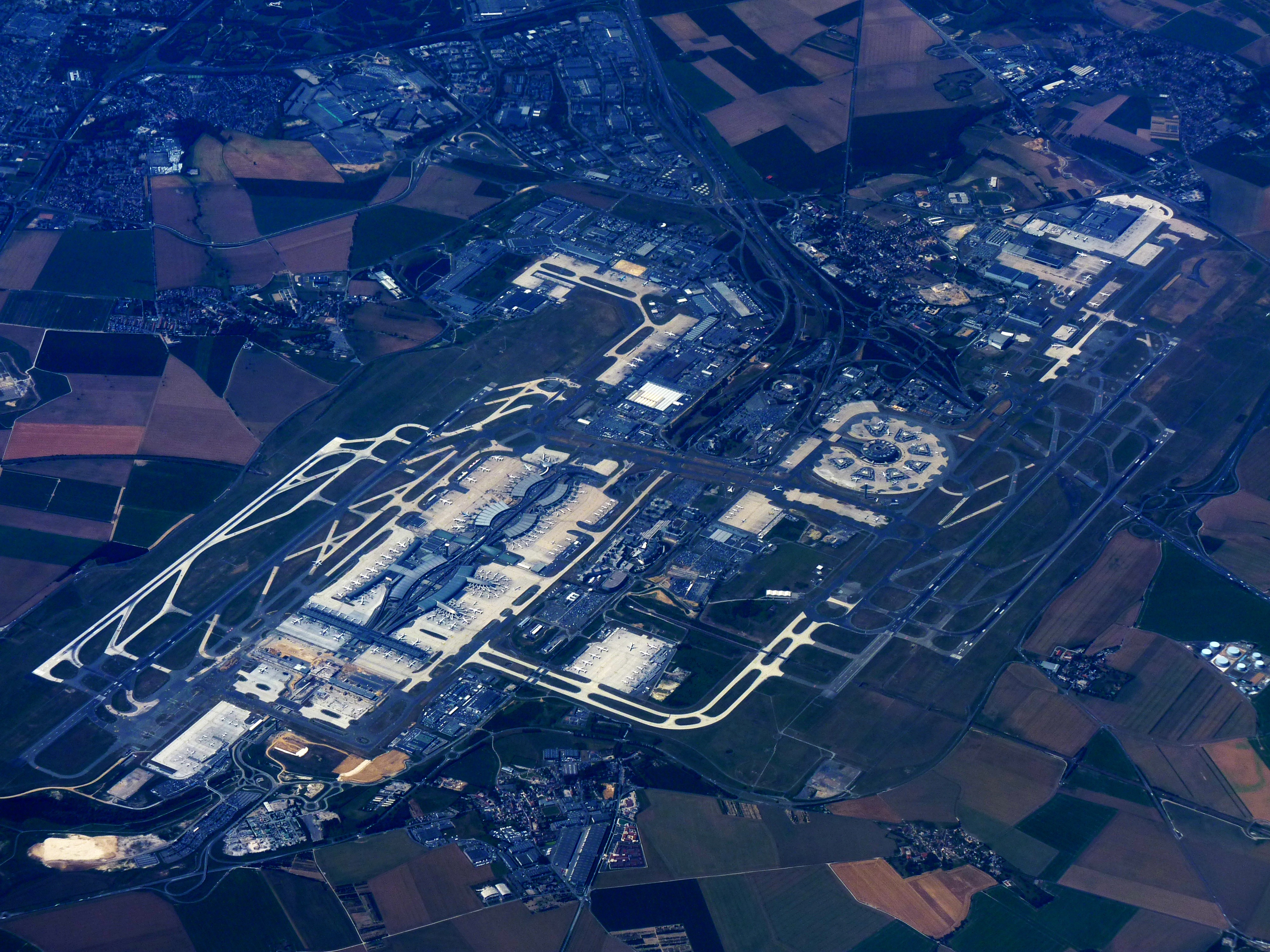 CDG P1020432