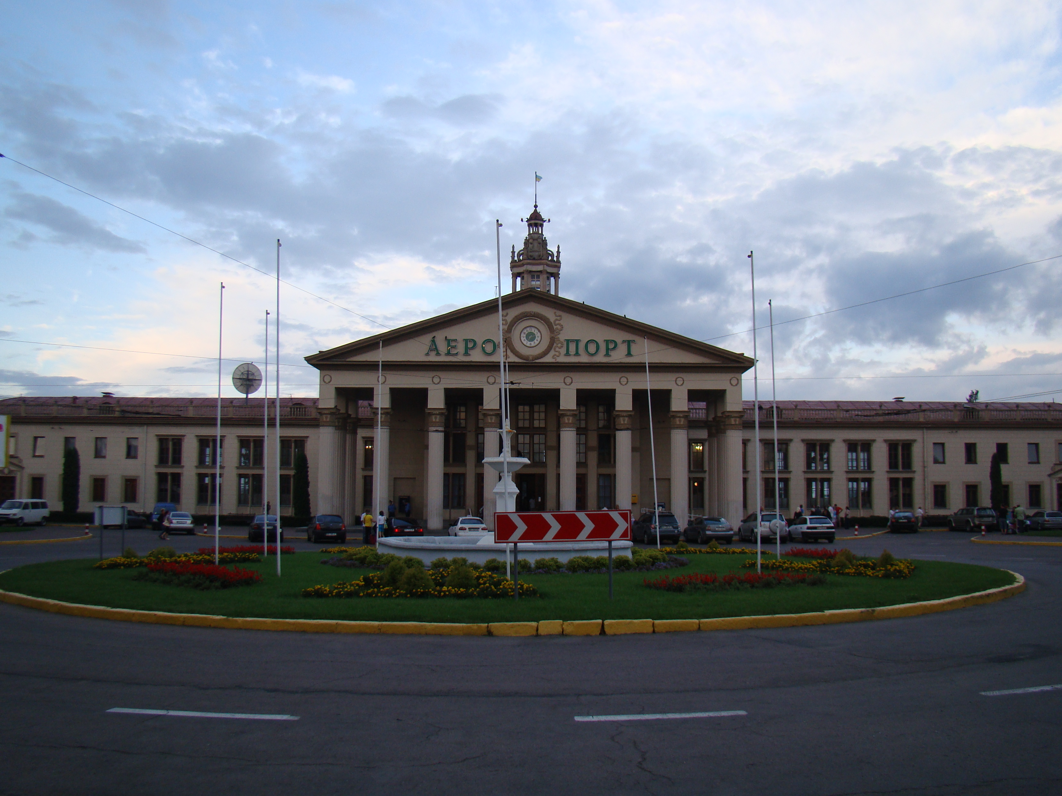 L'viv Airport (terminal building)