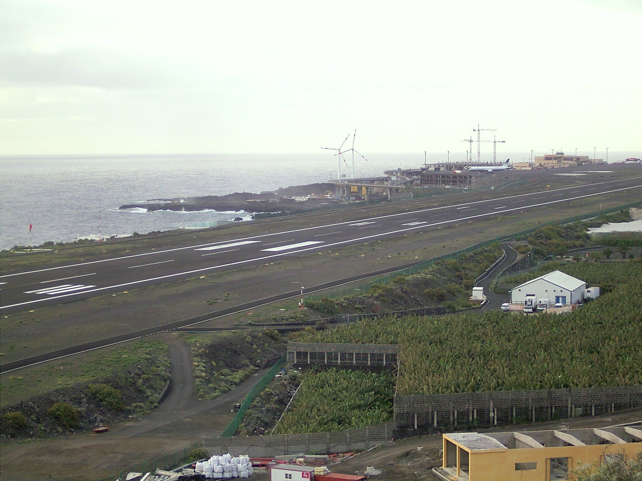 La Palma airport 07 ies