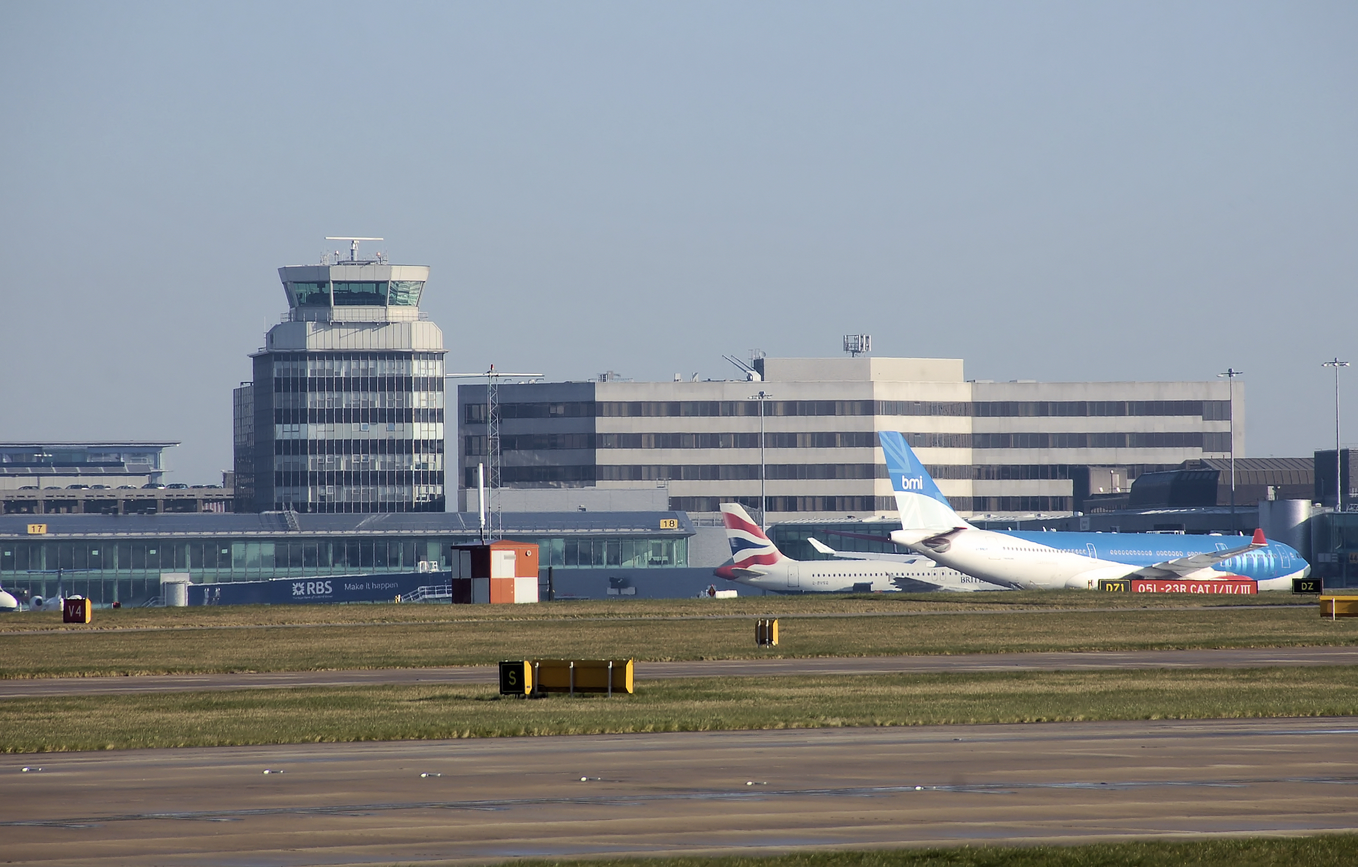 Manchester airport from the south arp