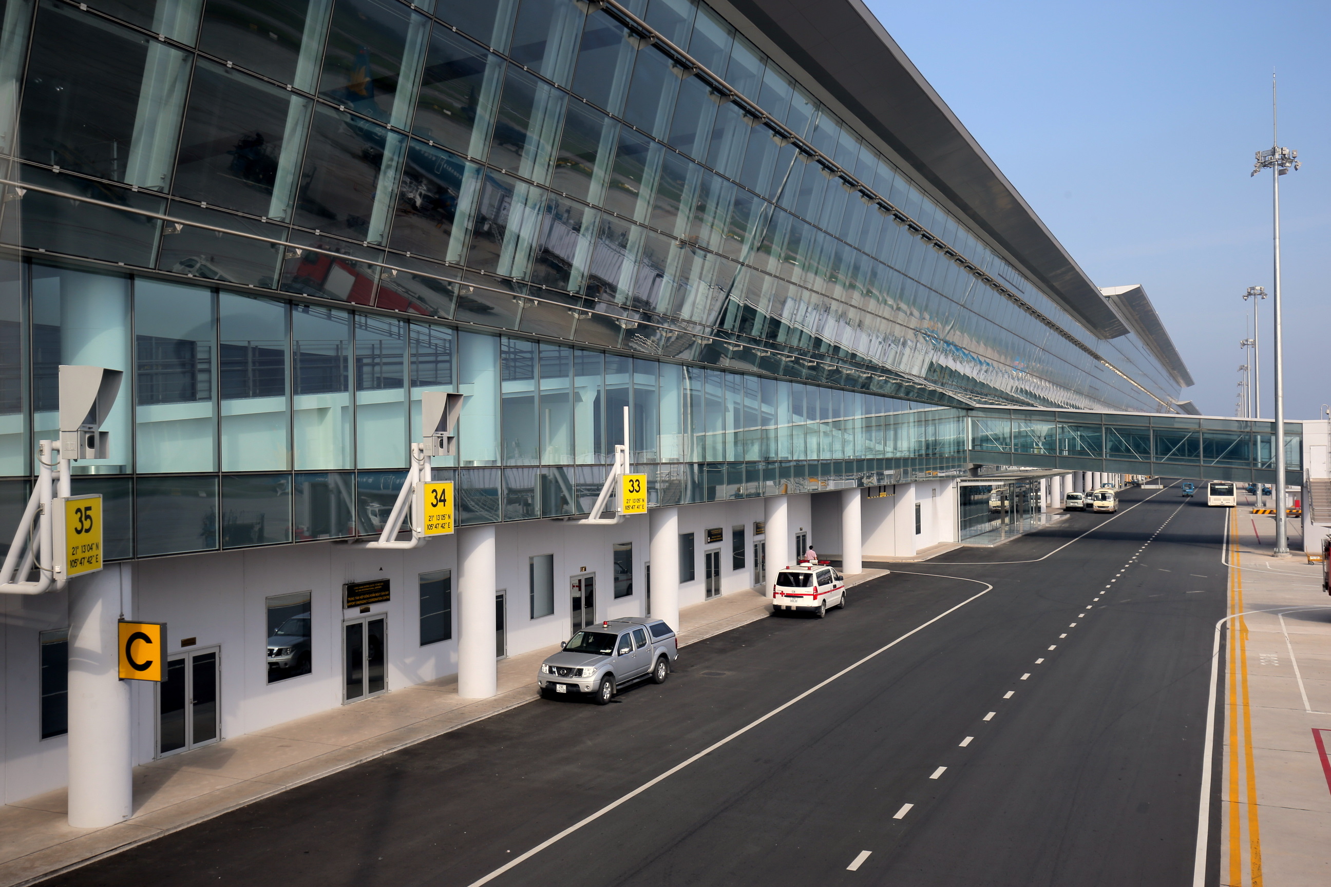 Noibai T2 gates