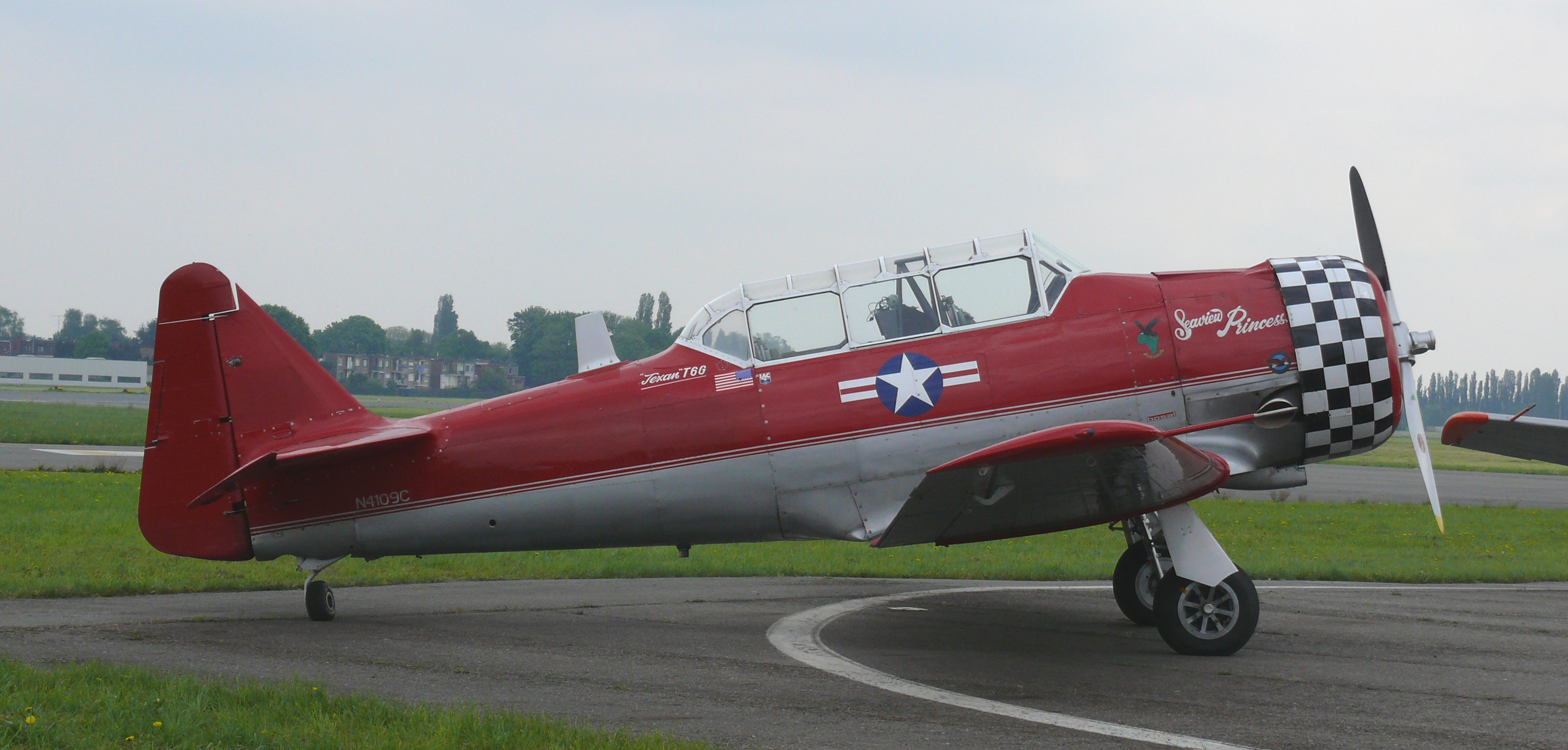 North American T-6G Texan 2