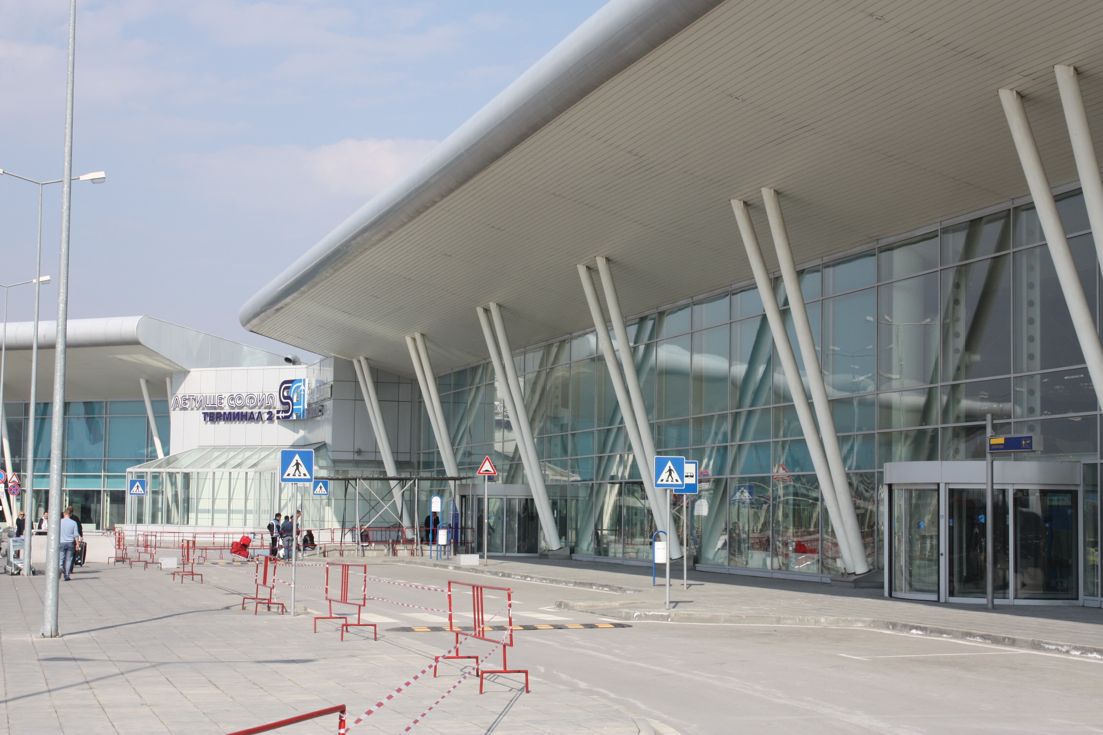Outside Sofia Airport 20090409 018