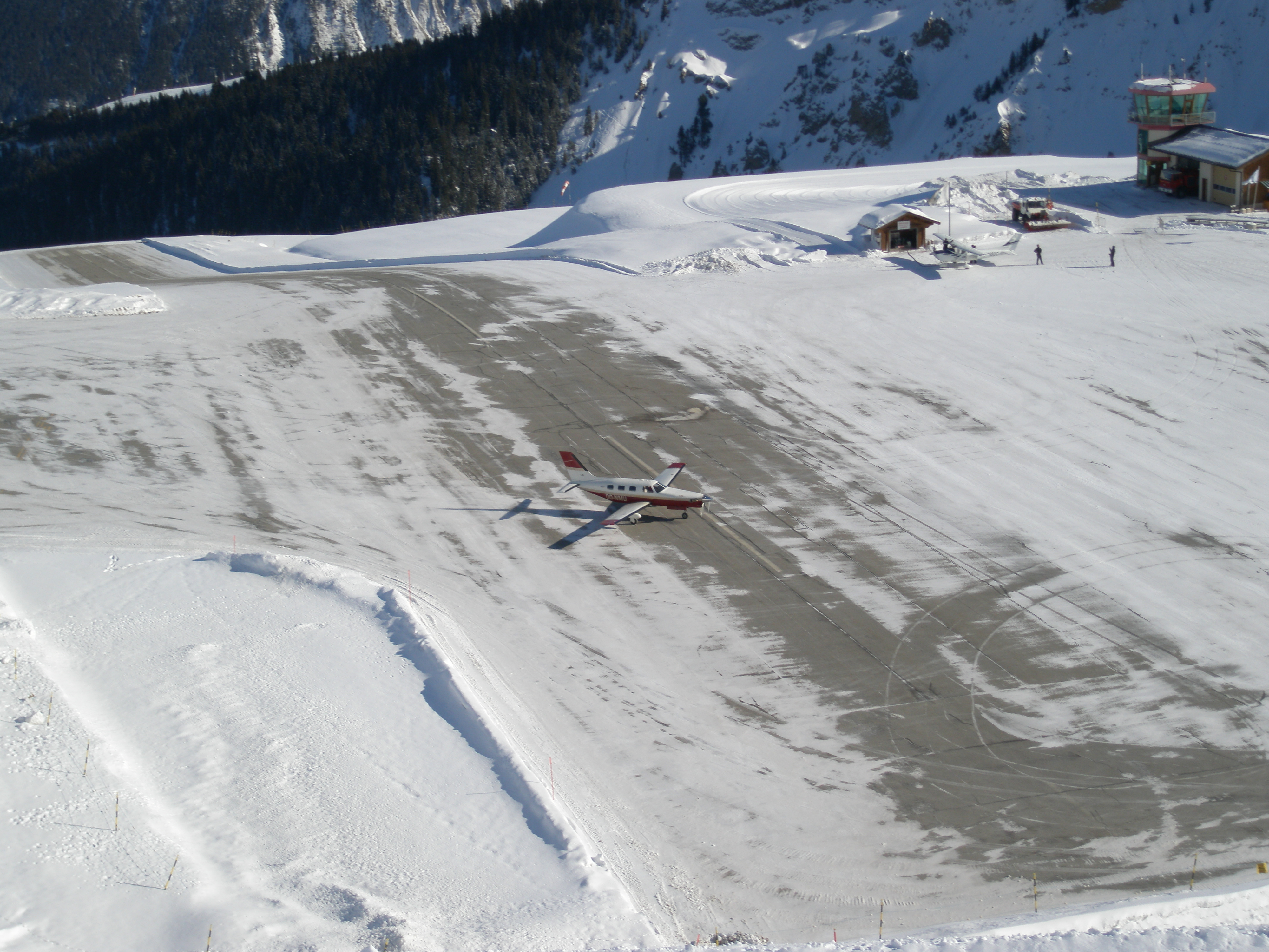 Plane Taxiing