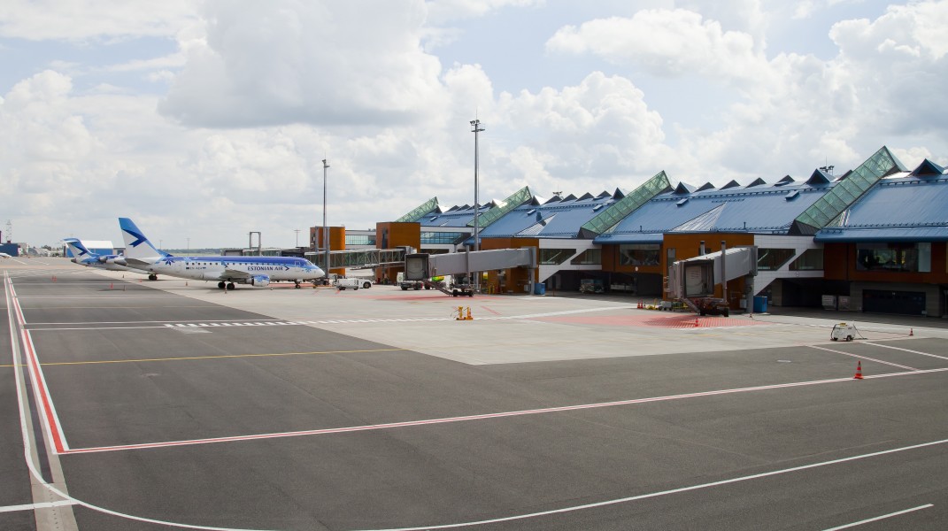 Aeropuerto Internacional de Tallin, Estonia, 2012-08-05, DD 01