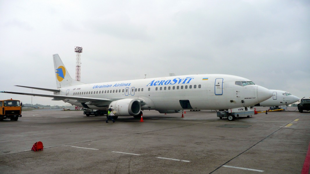 Aerosvit Boeing 737 in Kiev