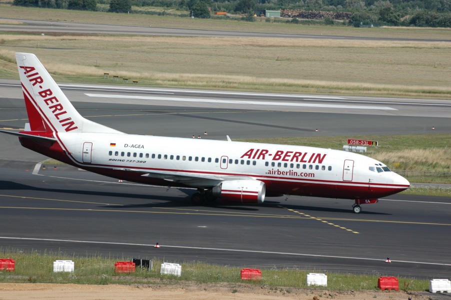 Air Berlin D-AGEA - Flickr - Axel Schwenke (4)