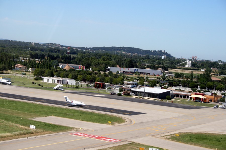 Avignon airport 04