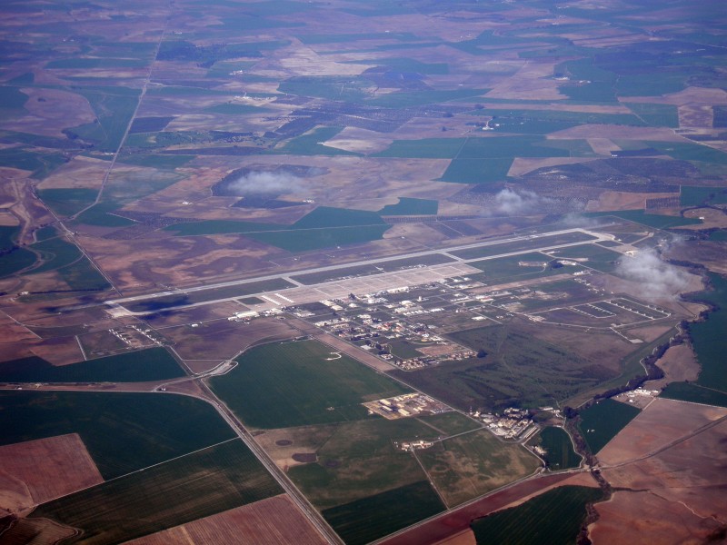 Base Aérea de Morón (OZP, LEMO) 20090216 1341 (2) Morón