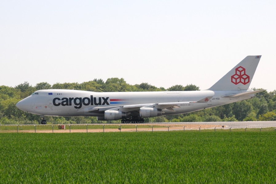 Cargolux LX-YCV B747-400F