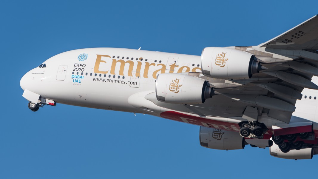 Emirates Airbus A380-861 A6-EER MUC 2015 05